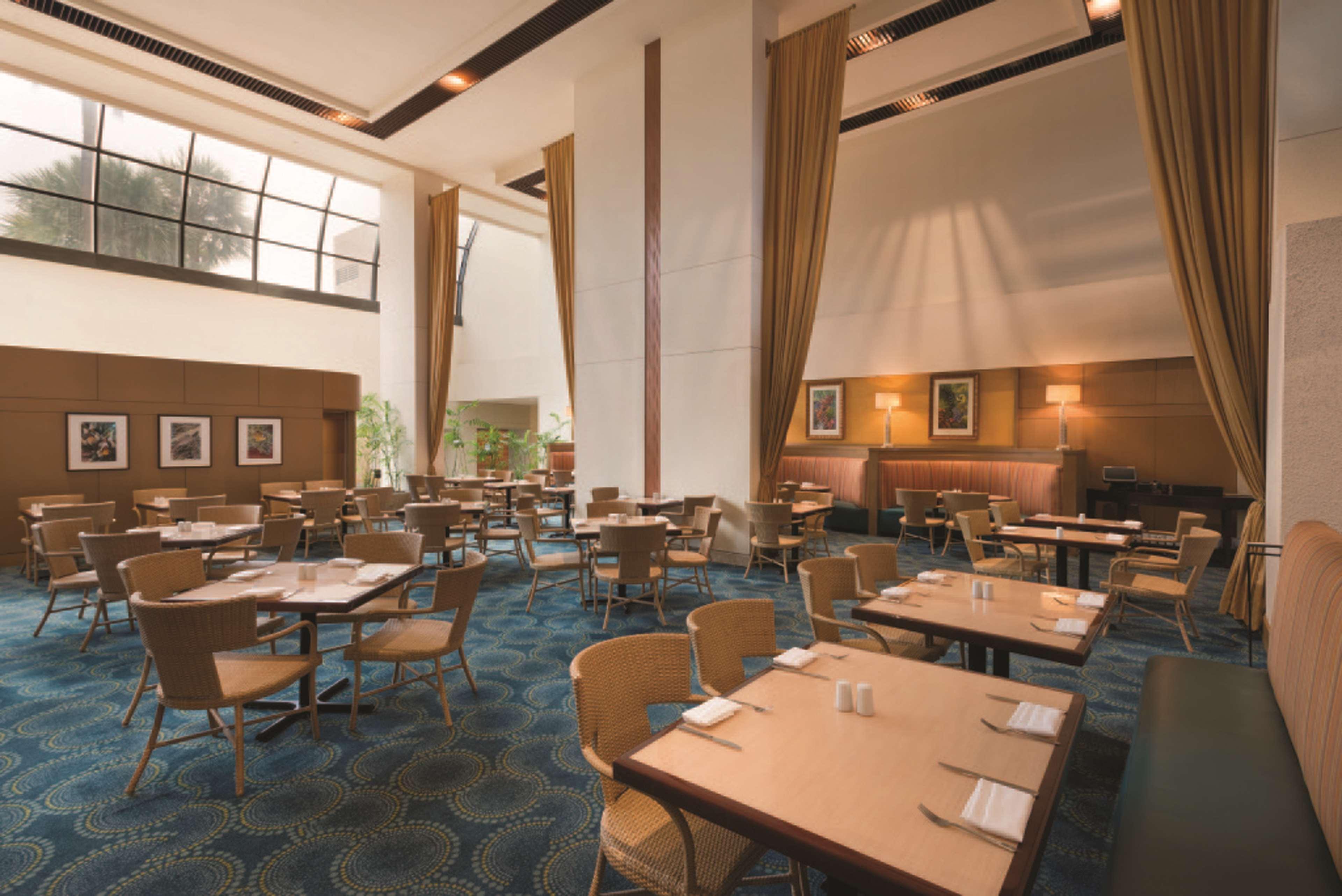 Hotel Hilton Airport Blue Lagoon Miami