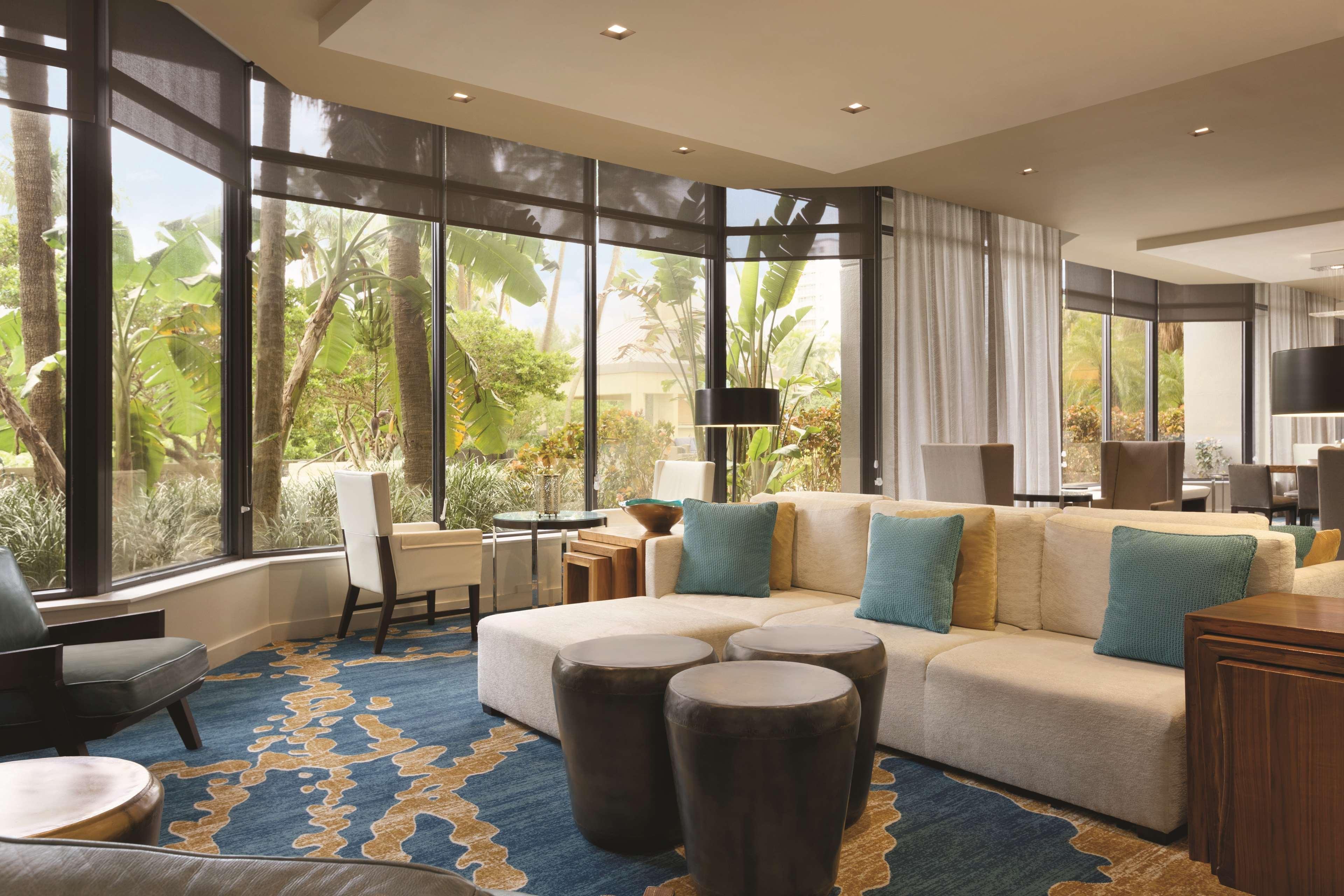 Hilton Airport Blue Lagoon Hotel Miami