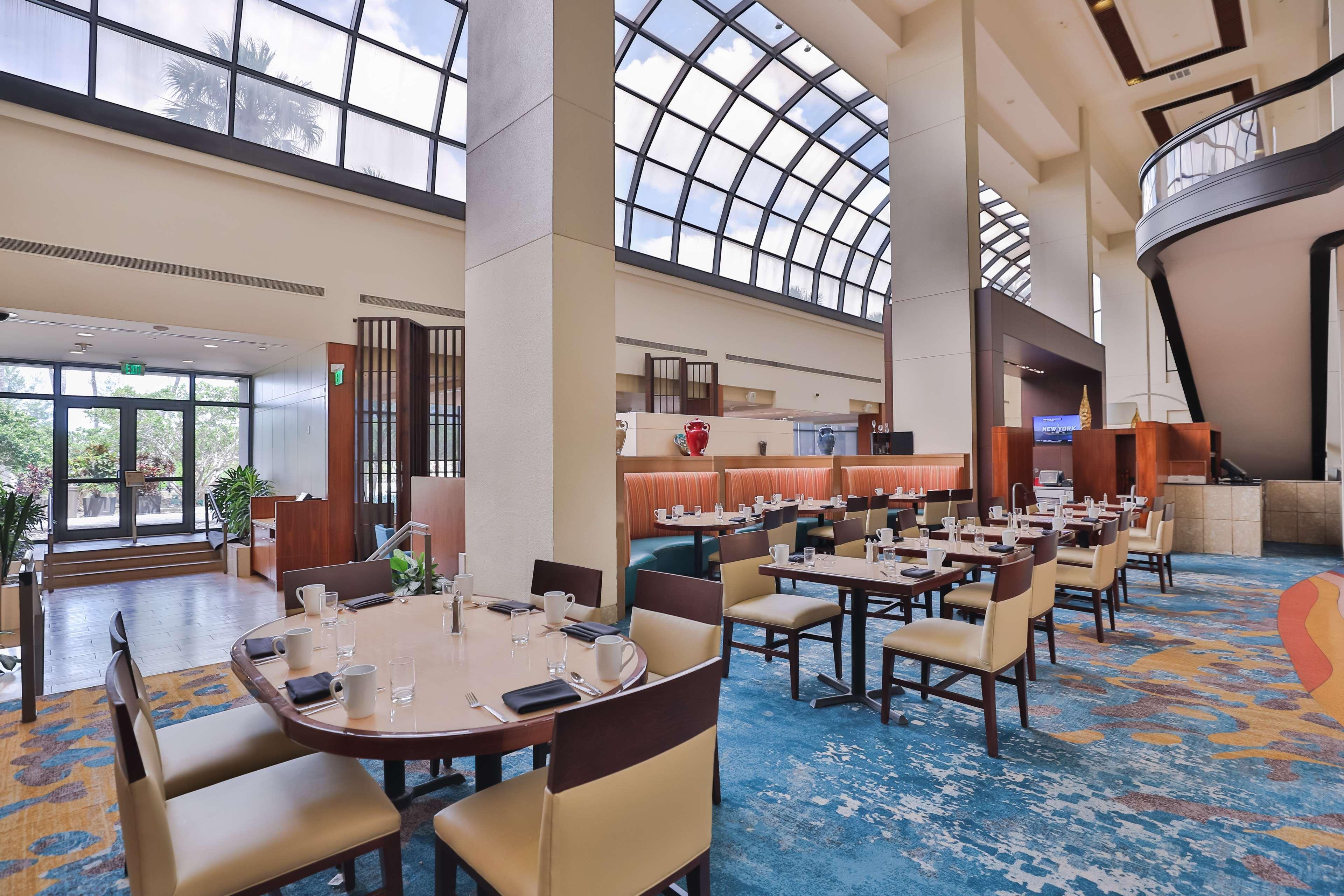 Hilton Airport Blue Lagoon 4* Miami