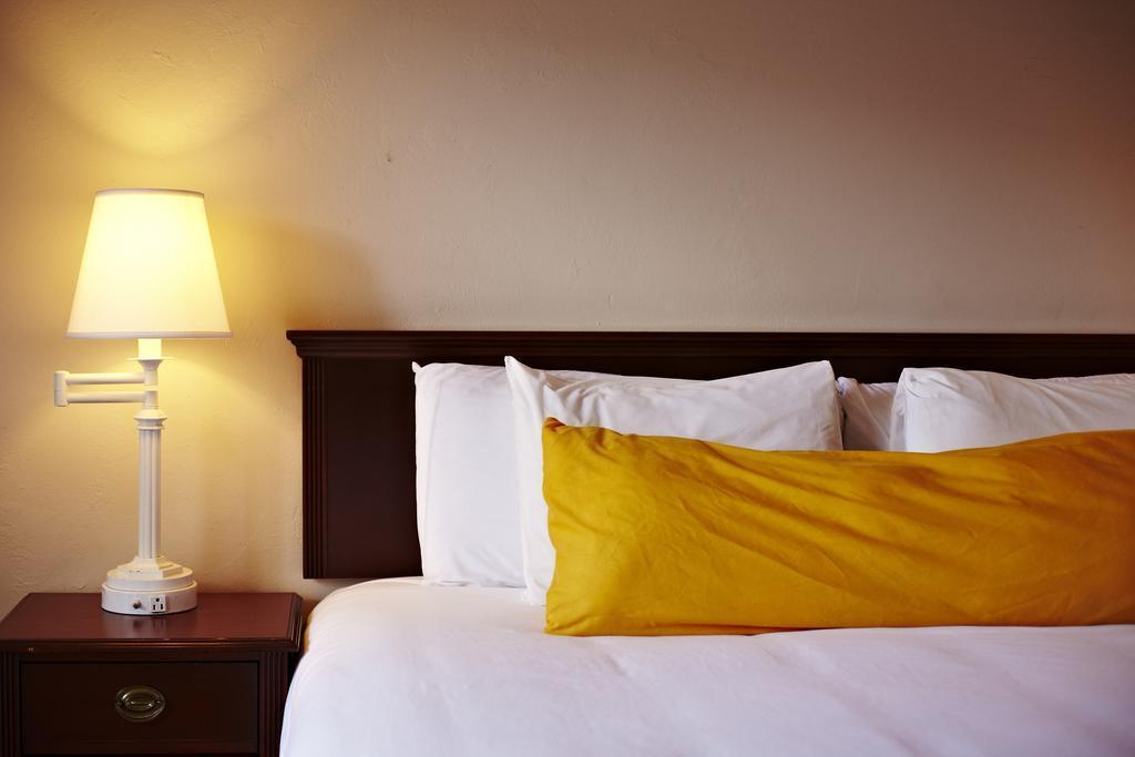 Travelodge By Wyndham Biscayne Bay Hotel Miami