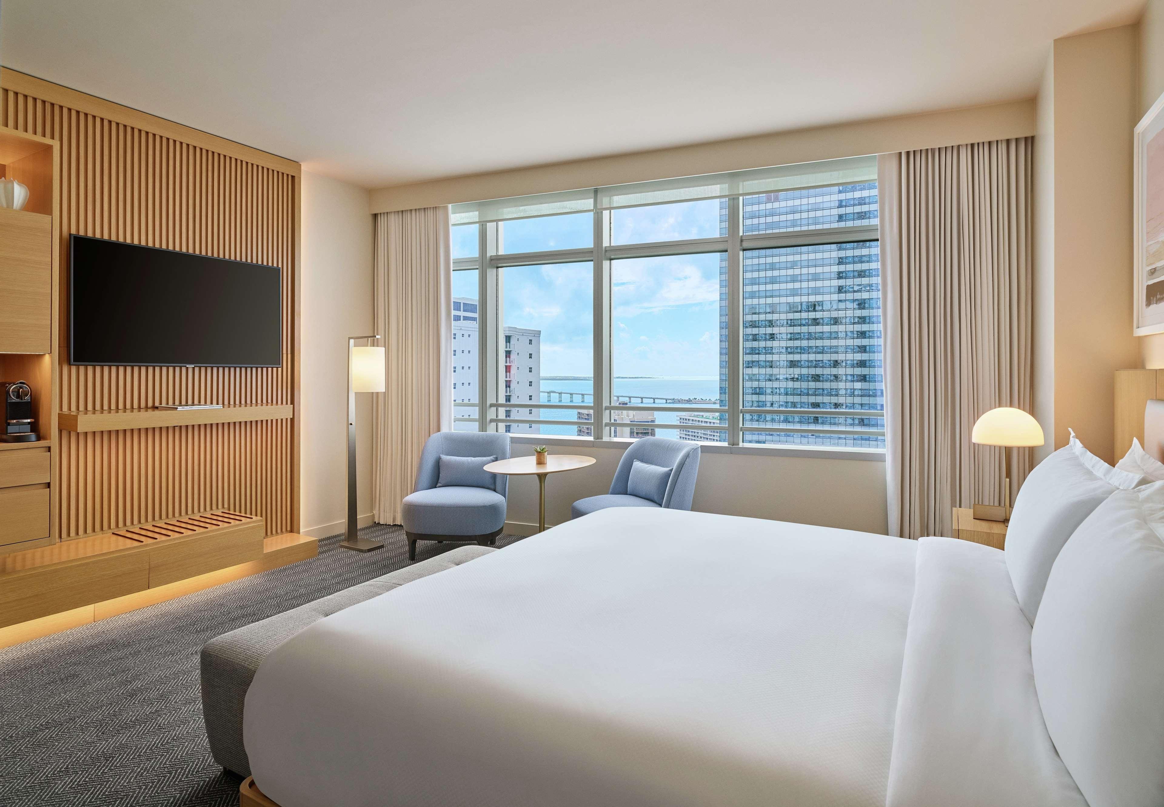 Aka Brickell 5*