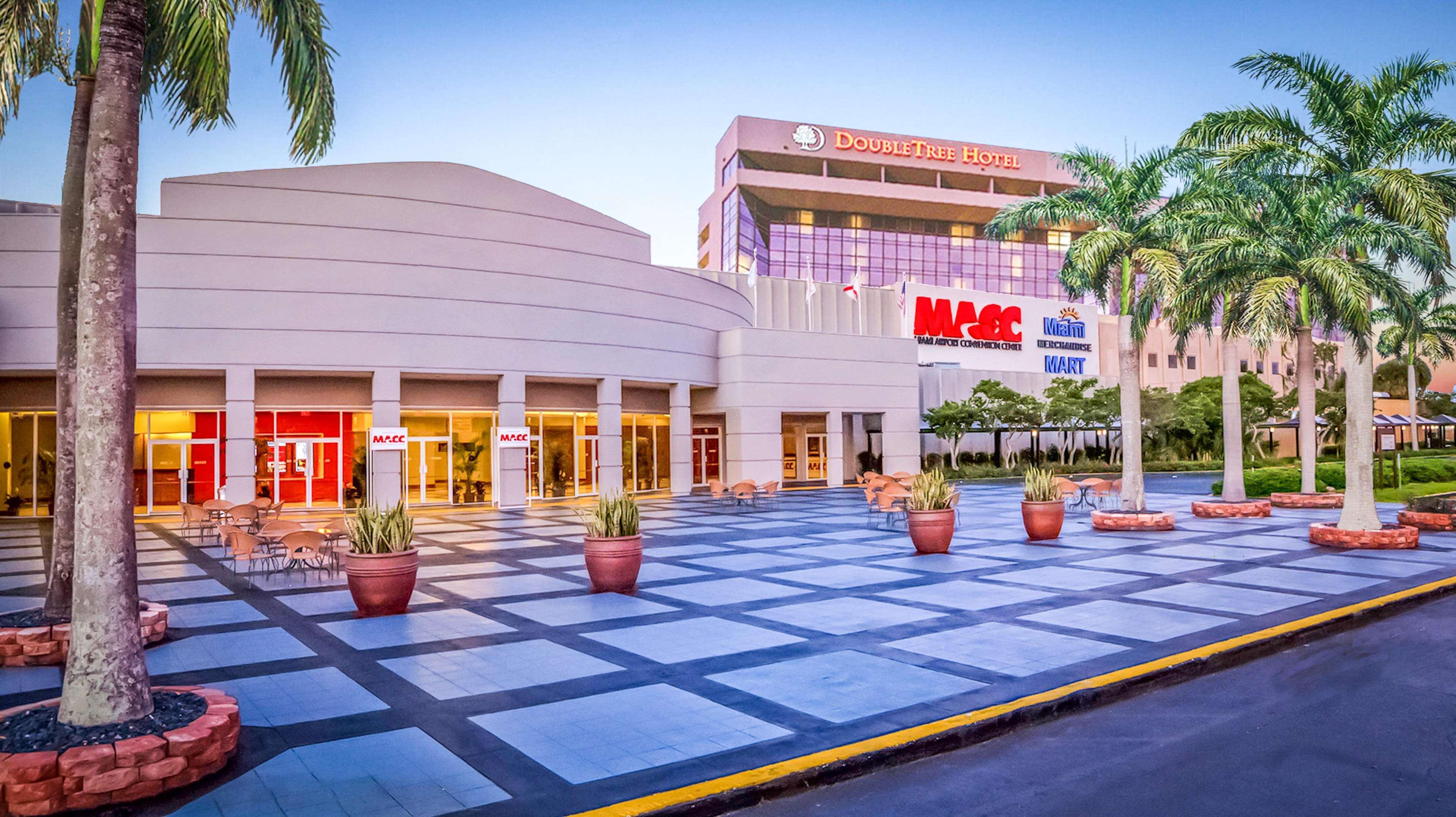 Doubletree By Hilton Airport & Convention Center 4* Miami