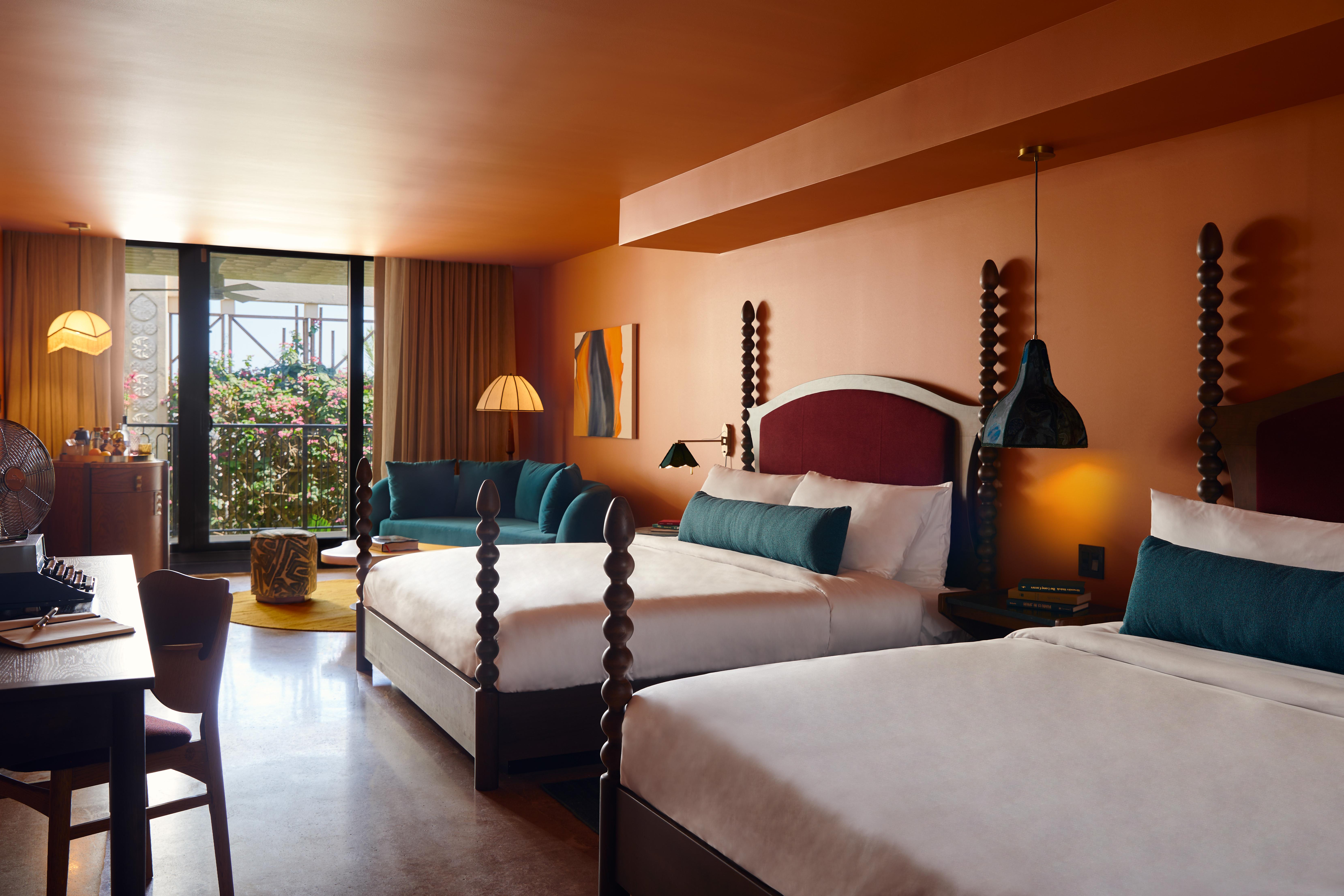Mayfair House & Garden Hotel 5*