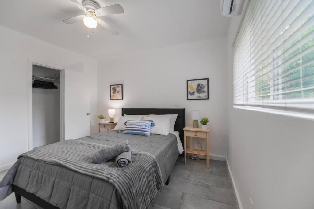 Great 2 Bedroom Near The Apartment *