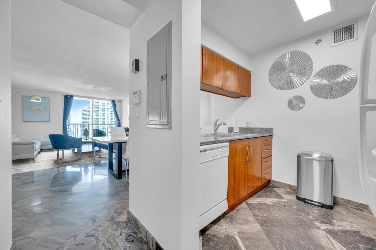 Luxury 2 Bedrooms Brickell Bay Vakantiehuis