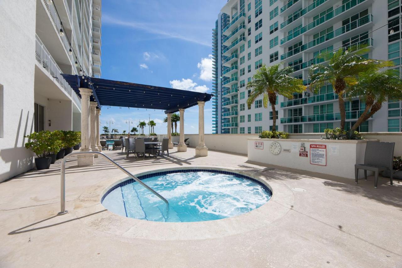 Luxury 2 Bedrooms Brickell Bay Vakantiehuis