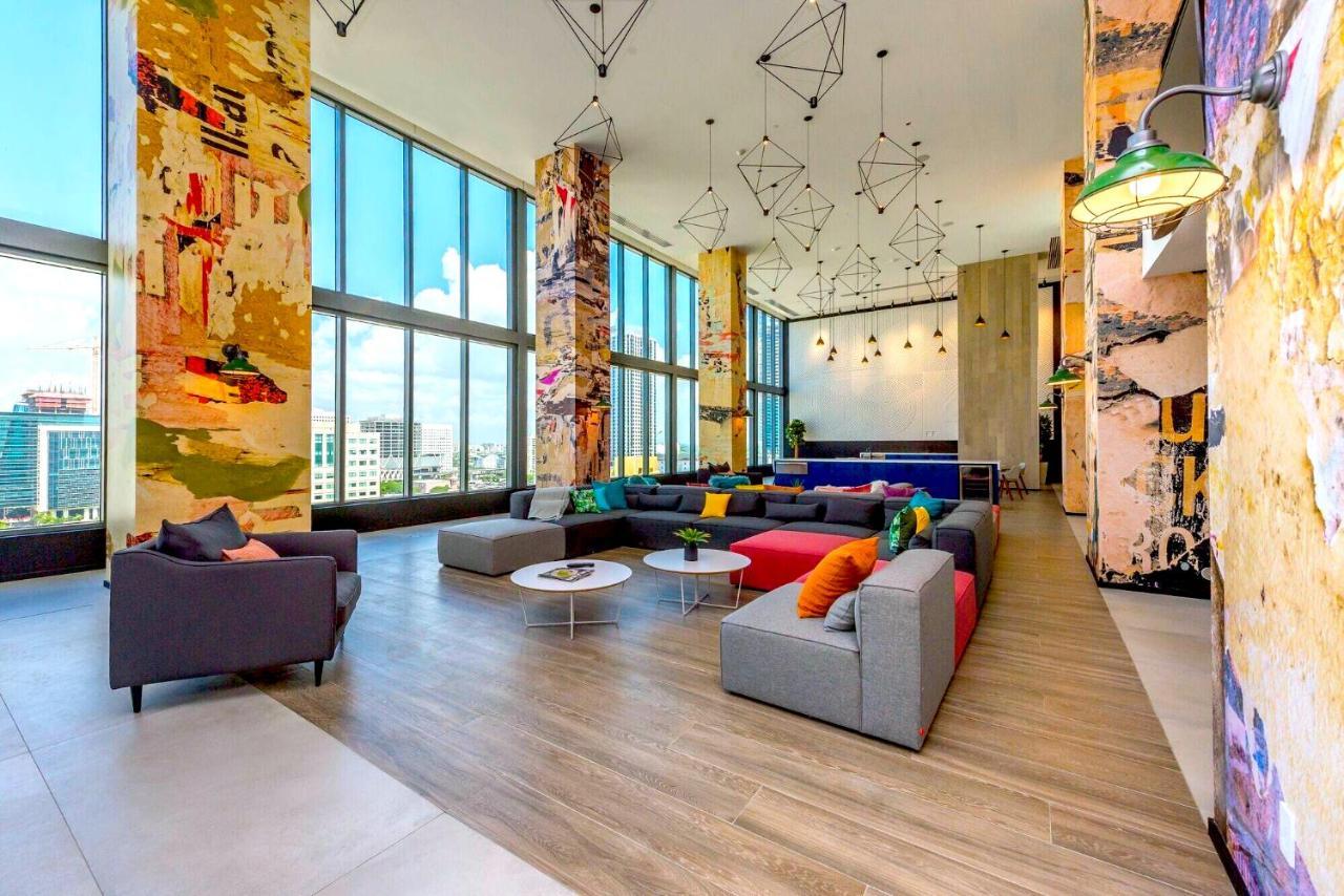 Appartement High! In The Sky! Exclusive Condo!
