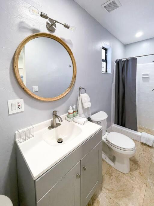 Apartment Private King In *