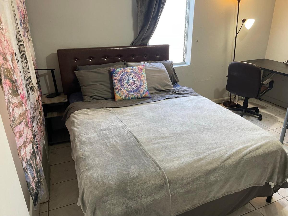 Value Inside Miami, Near Airport, Beach, Center & Metro Accommodatie bij particulieren Miami