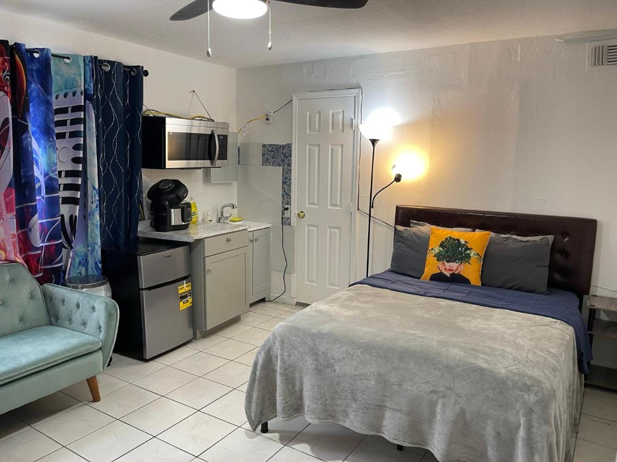 Value Inside Miami, Near Airport, Beach, Center & Metro Accommodatie bij particulieren Miami
