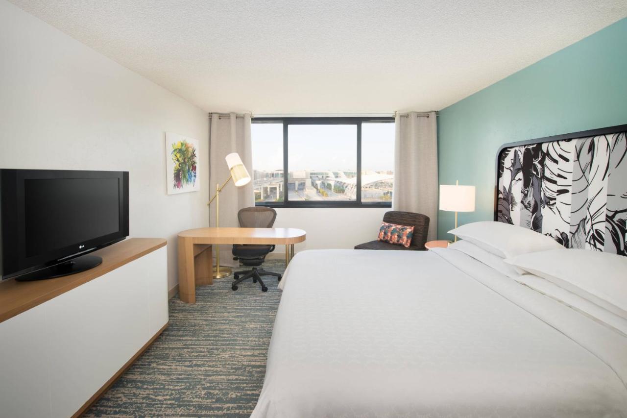Hotel Sheraton Airport And Executive Meeting Center 4*
