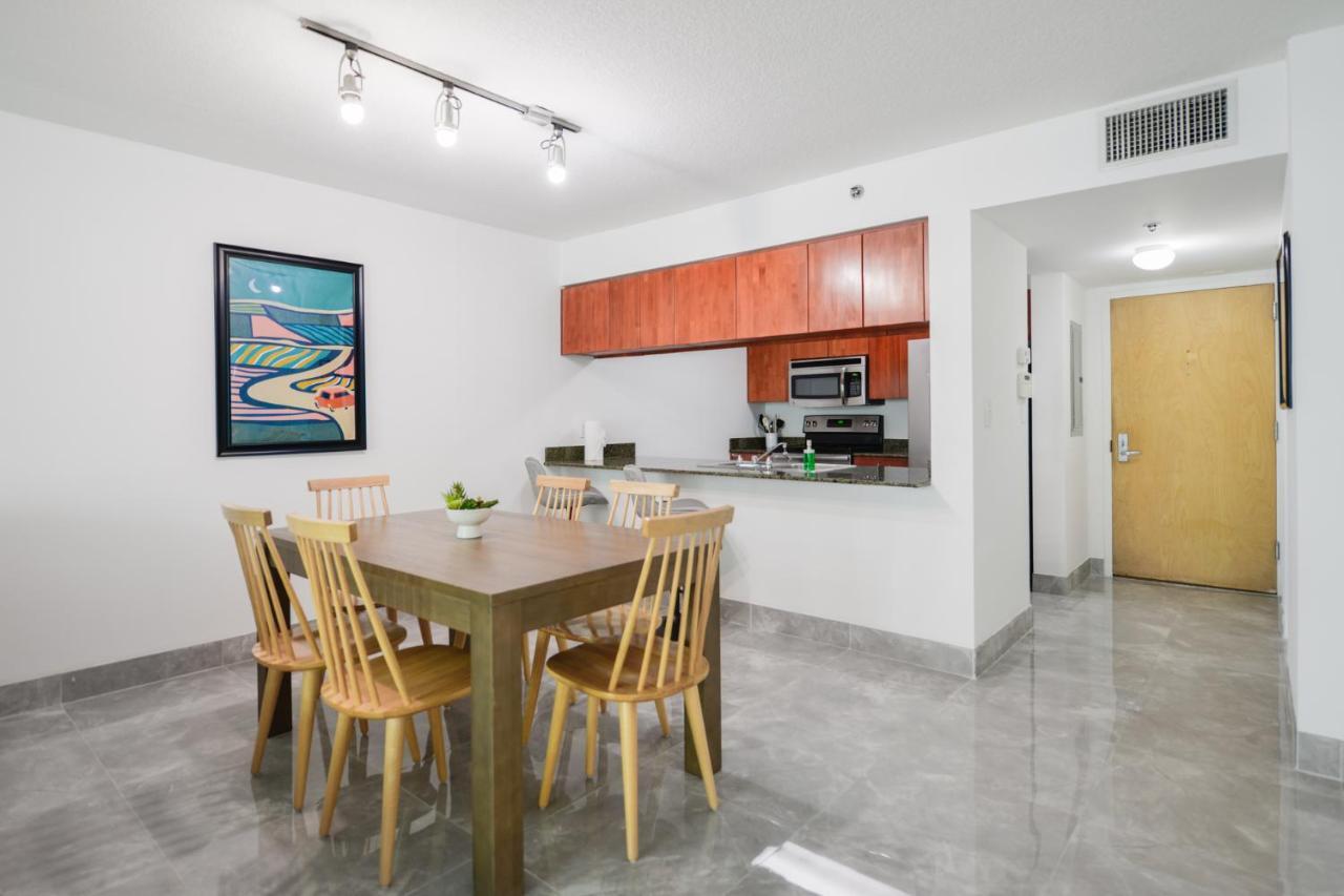 Apartment Spectacular In Heart Of Brickell