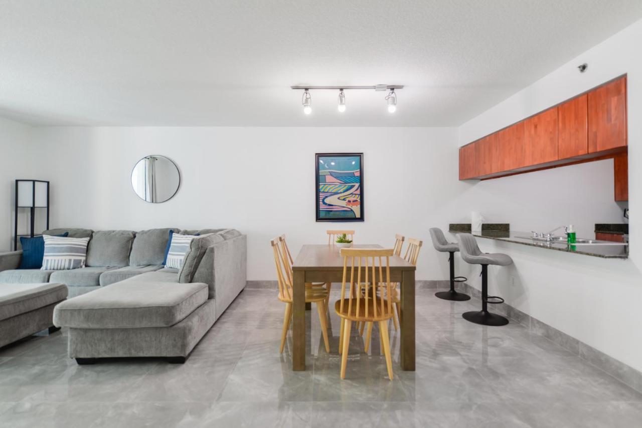 Spectacular In Heart Of Brickell *
