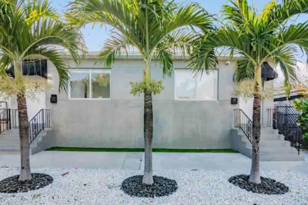 Apartment Hot Tub & King Bed - 8min From Airport, & Dt *