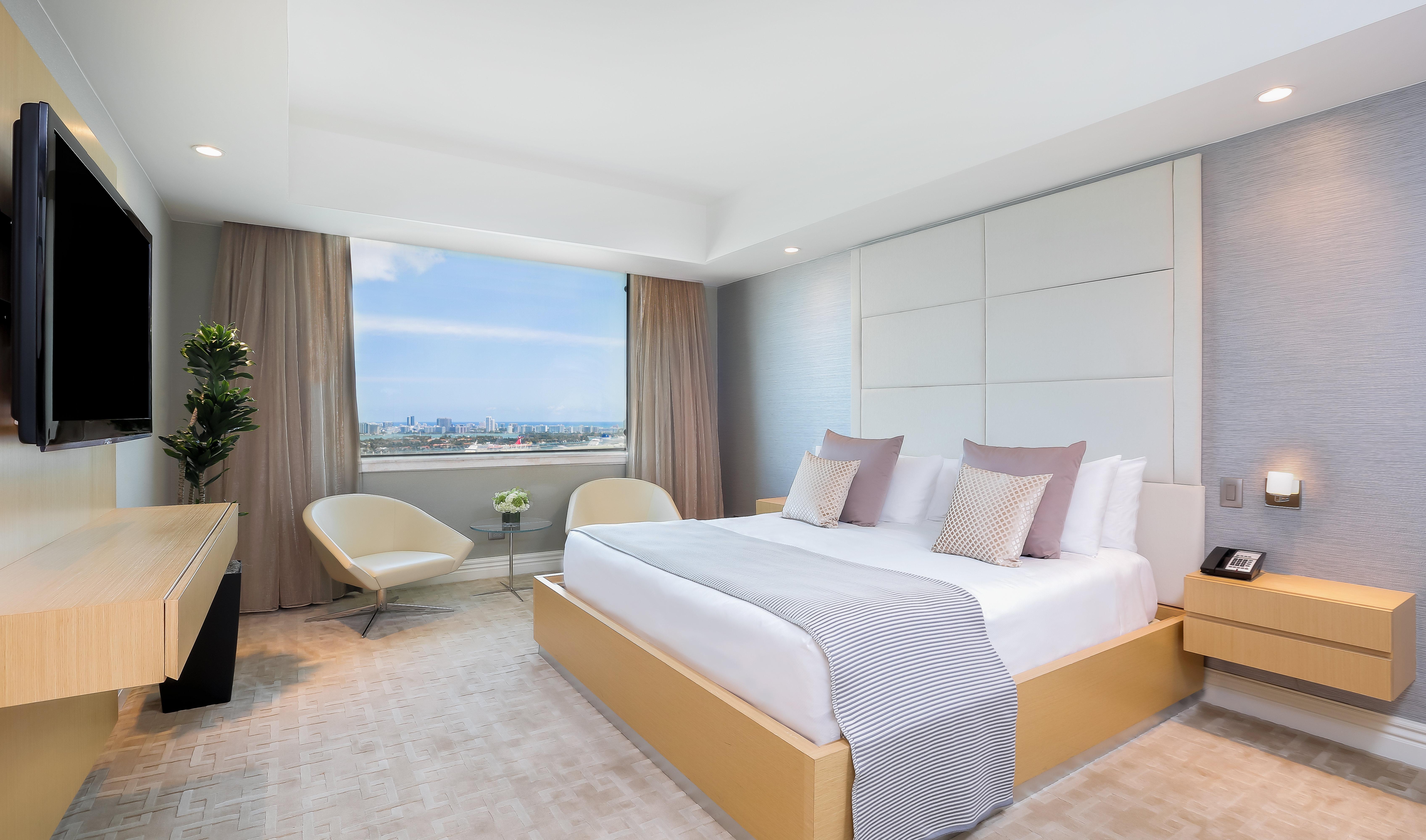 Intercontinental By Ihg Hotel 5*