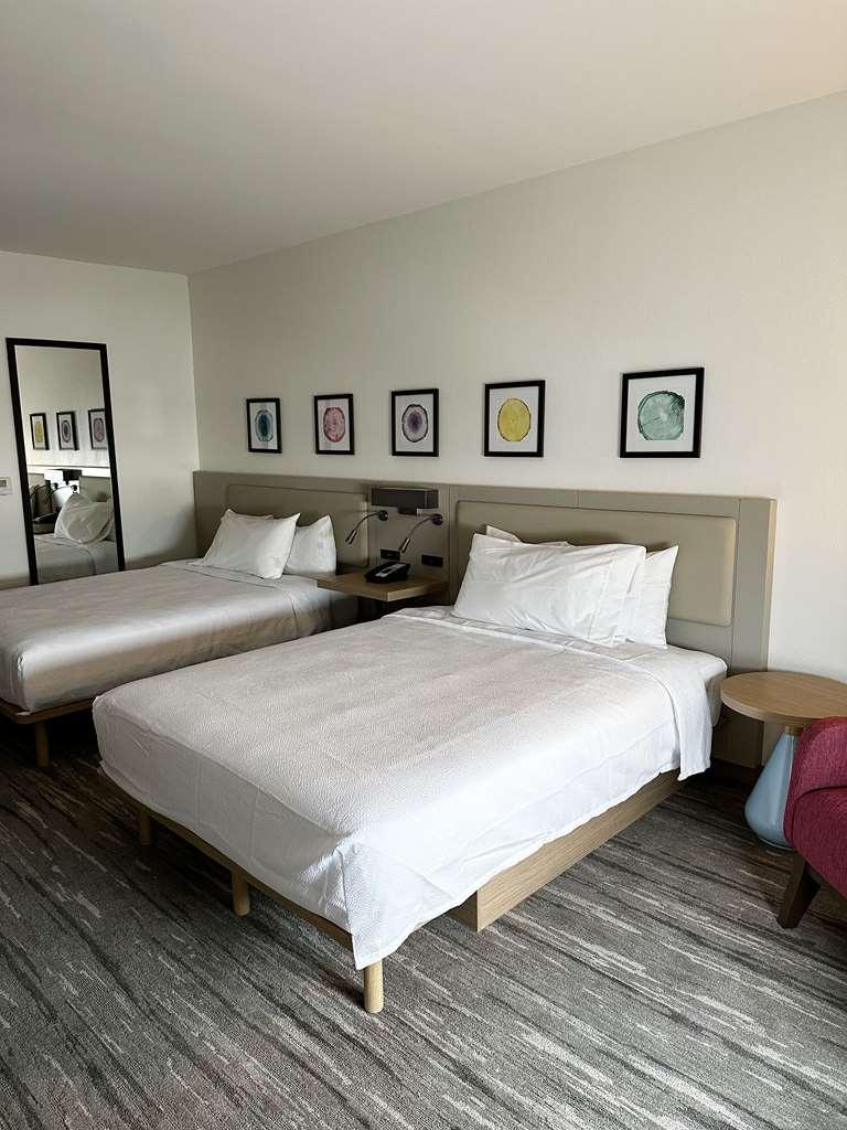 Hilton Garden Miami Airport West Hotel