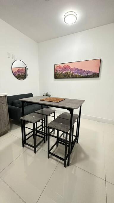 Stanza Hearth Of Design District And Wynwood, Parking, Laundry, Workstation, Fully Equipped Apts, 24/7 Guest Support #1 Apartment