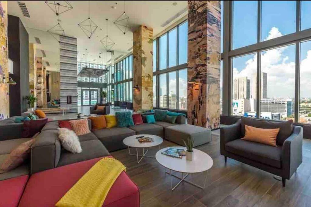 Luxurious,boho Studio In Downtown Miami/bay View Apartment