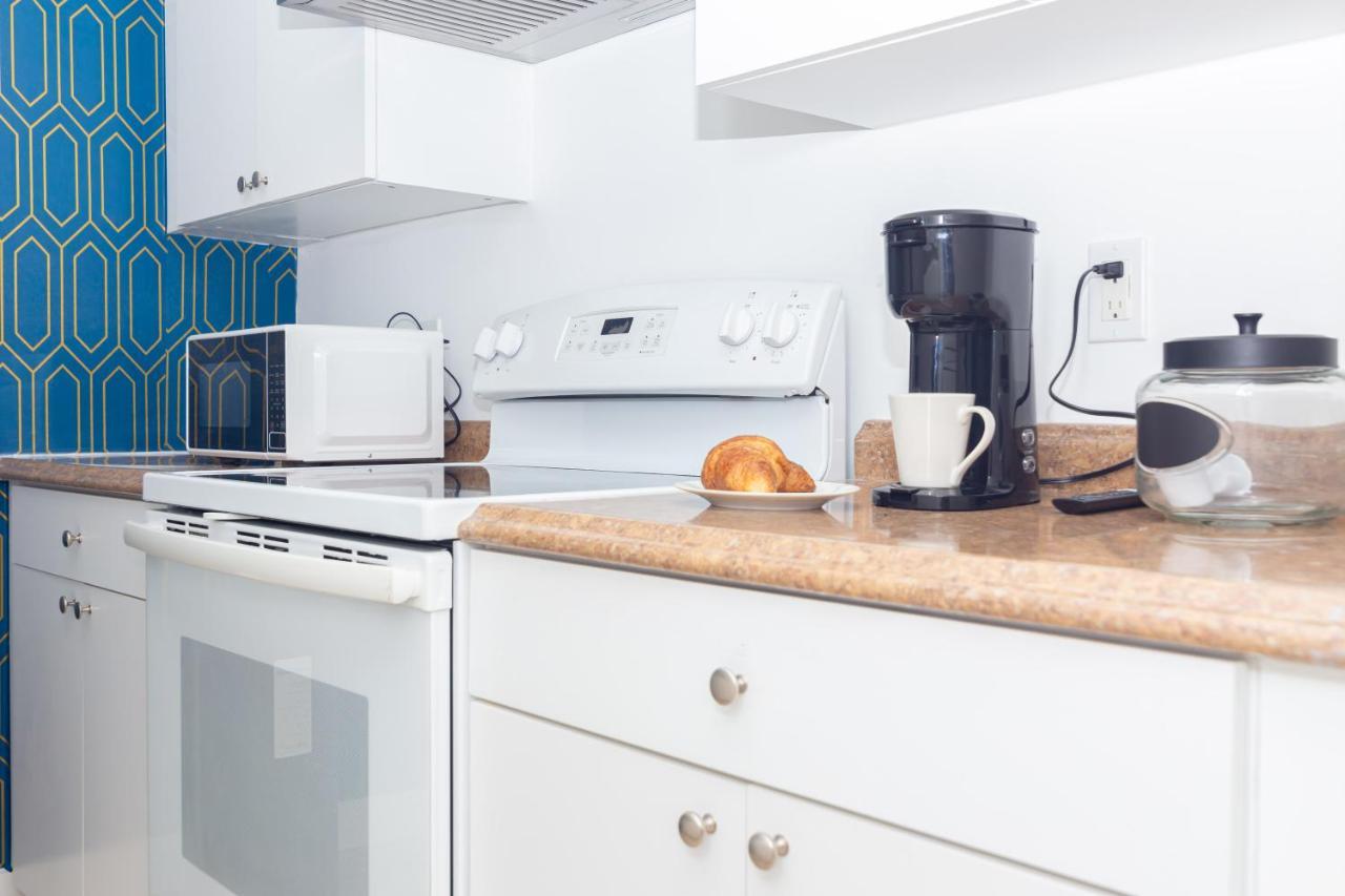 One Bedroom - With Parking & Balcony - Heart Of Wynwood Appartement