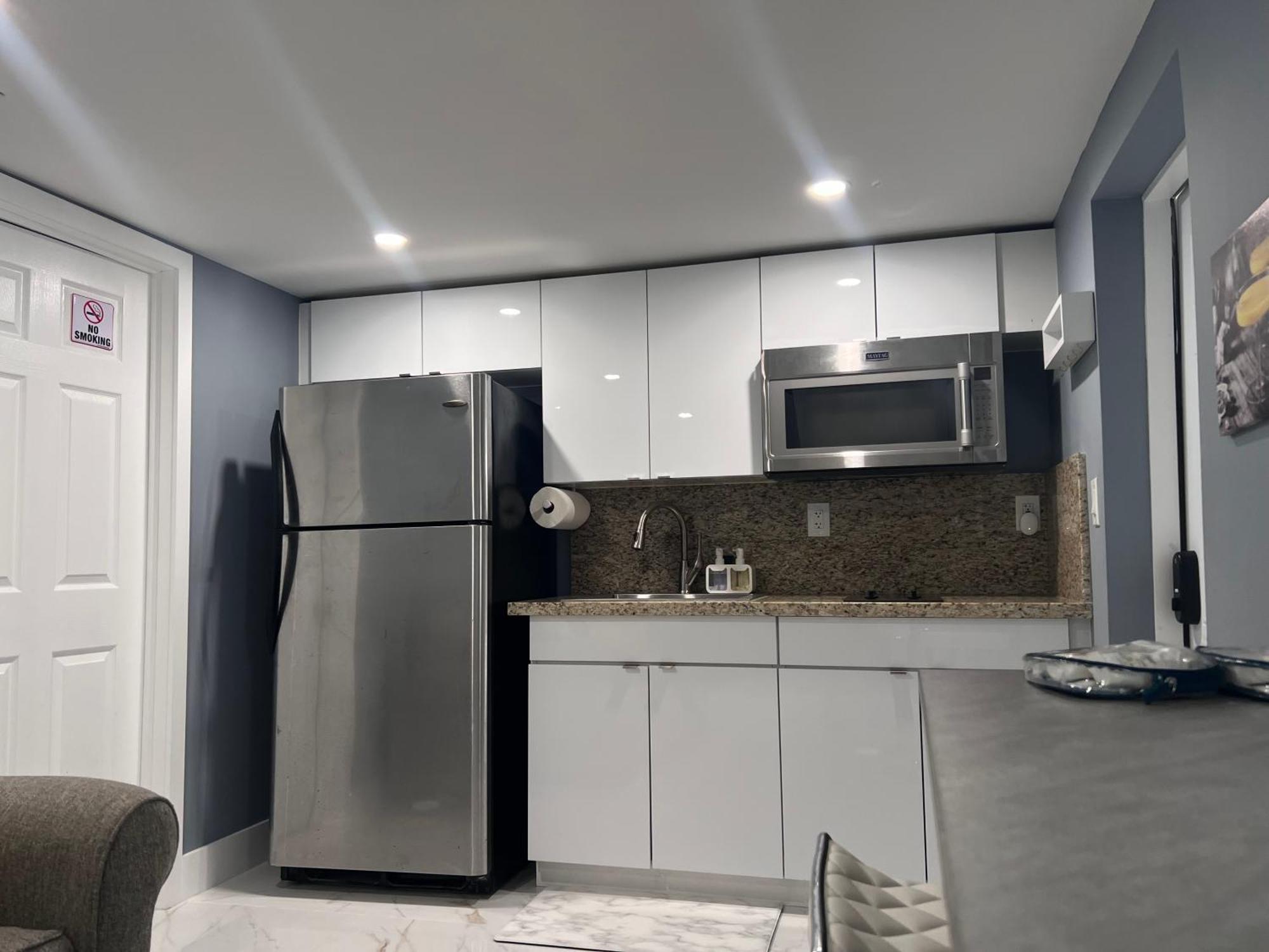 Modern Near Wynwood!