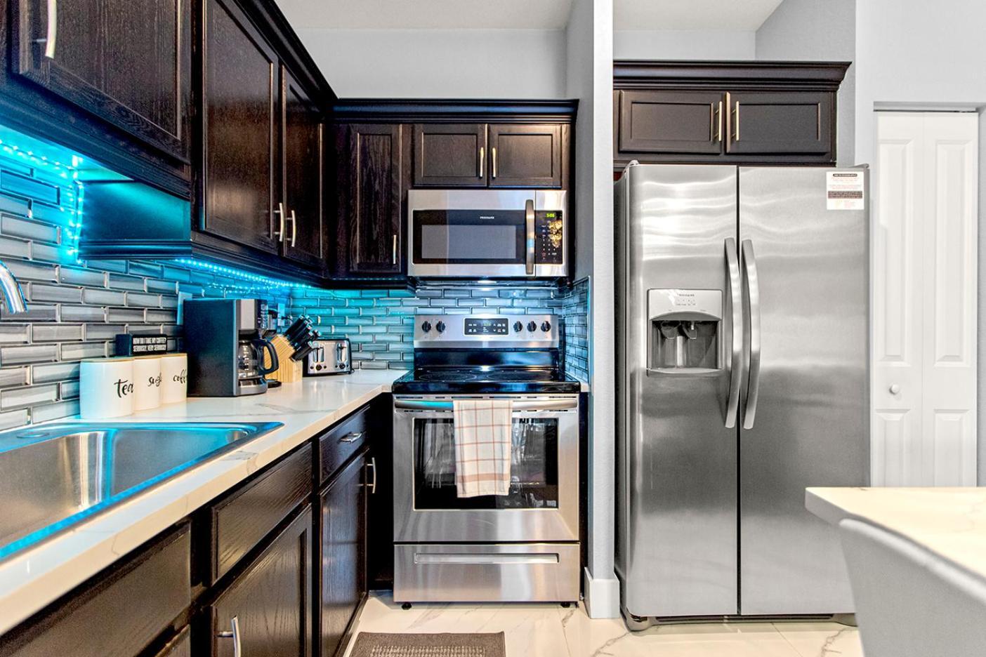 Lux Backyard/heated Pool/everglades/speedway/keys! Miami