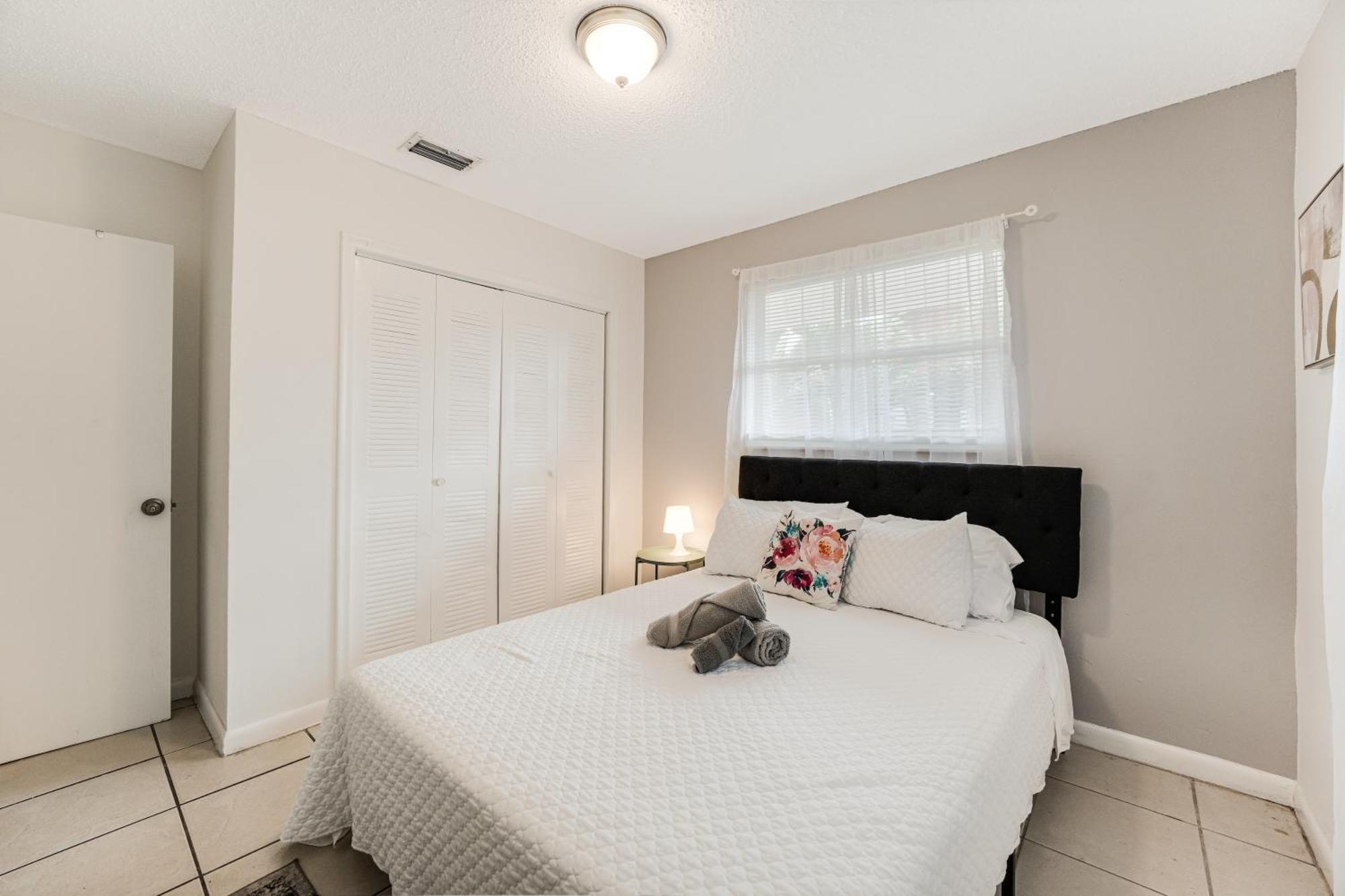 Stylish 2br Escape In Close To Downtow *
