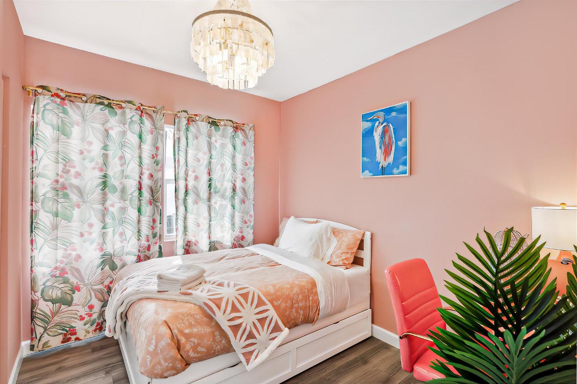 Apartment New! Havana Nights ! Walk To Calle Ocho! Miami