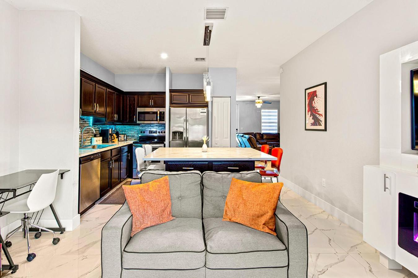 Lux Backyard/heated Pool/everglades/speedway/keys! Holiday home Miami