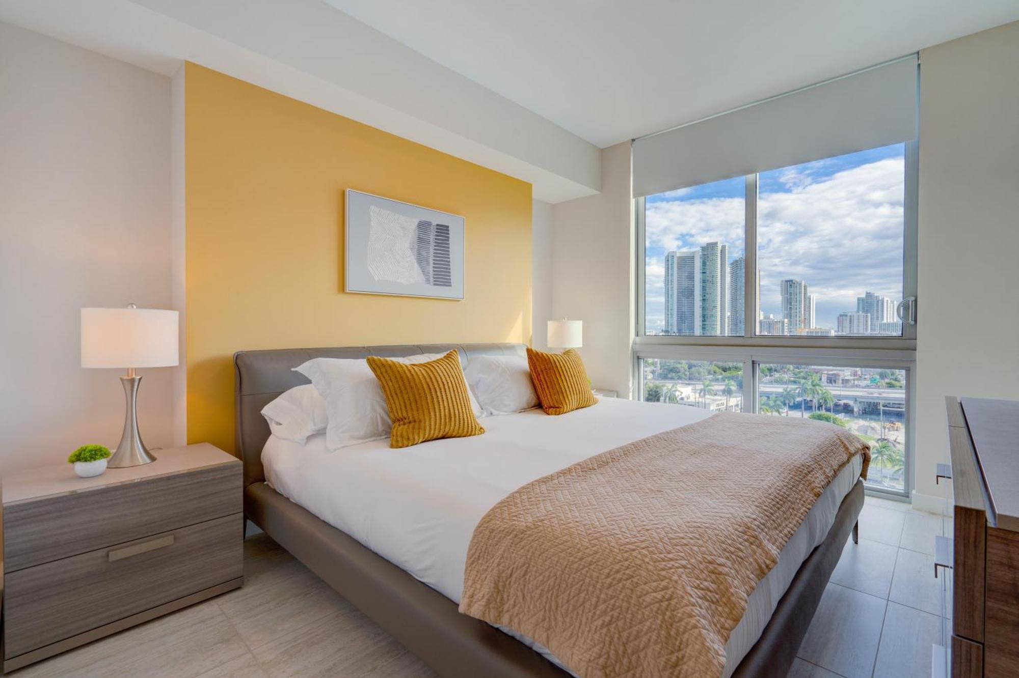 3900-902ch Design District, 2 Bedrooms & 2 Bathrooms Apartment