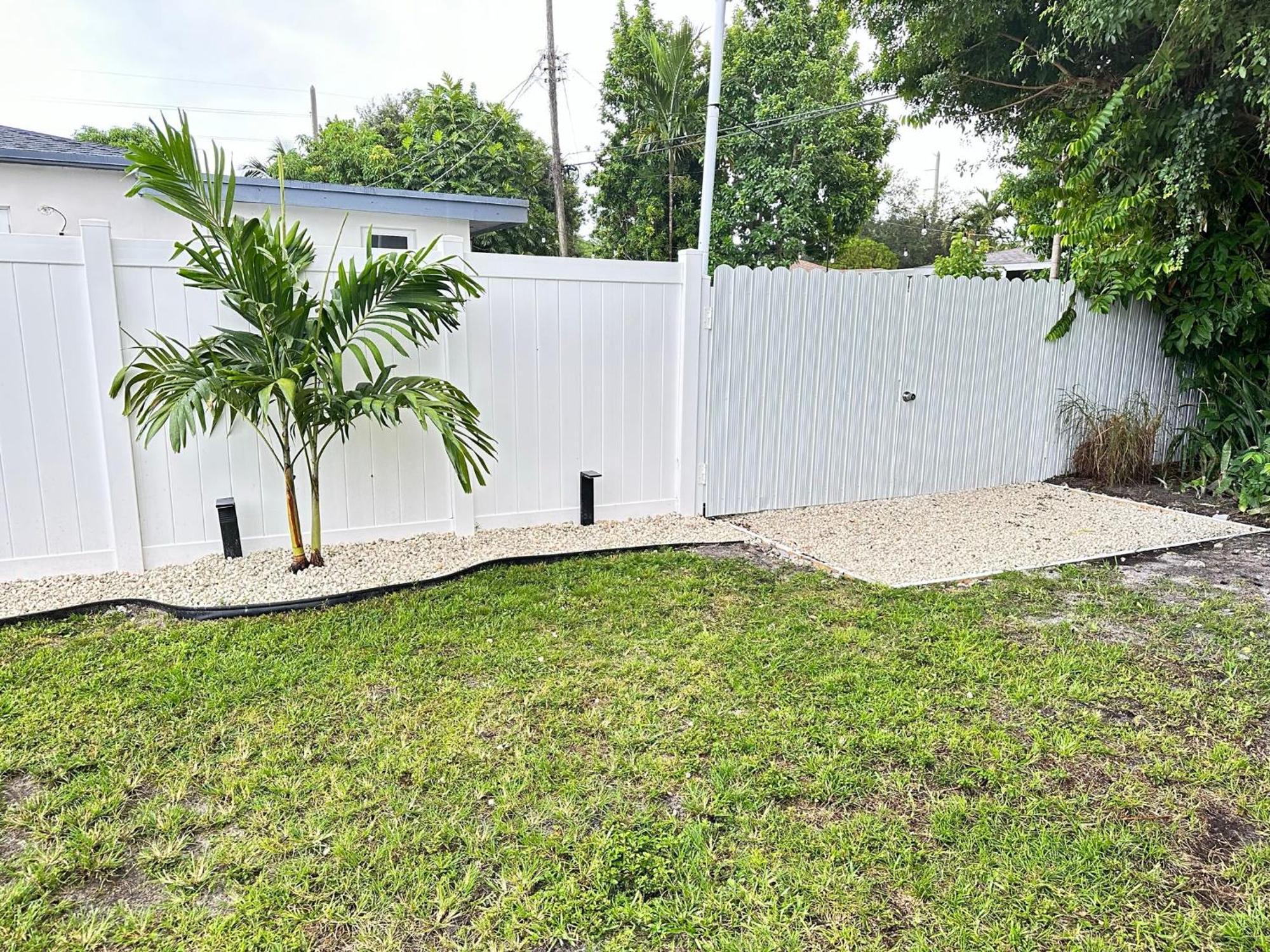 Casa Fortim + Private + Large Patio * Miami