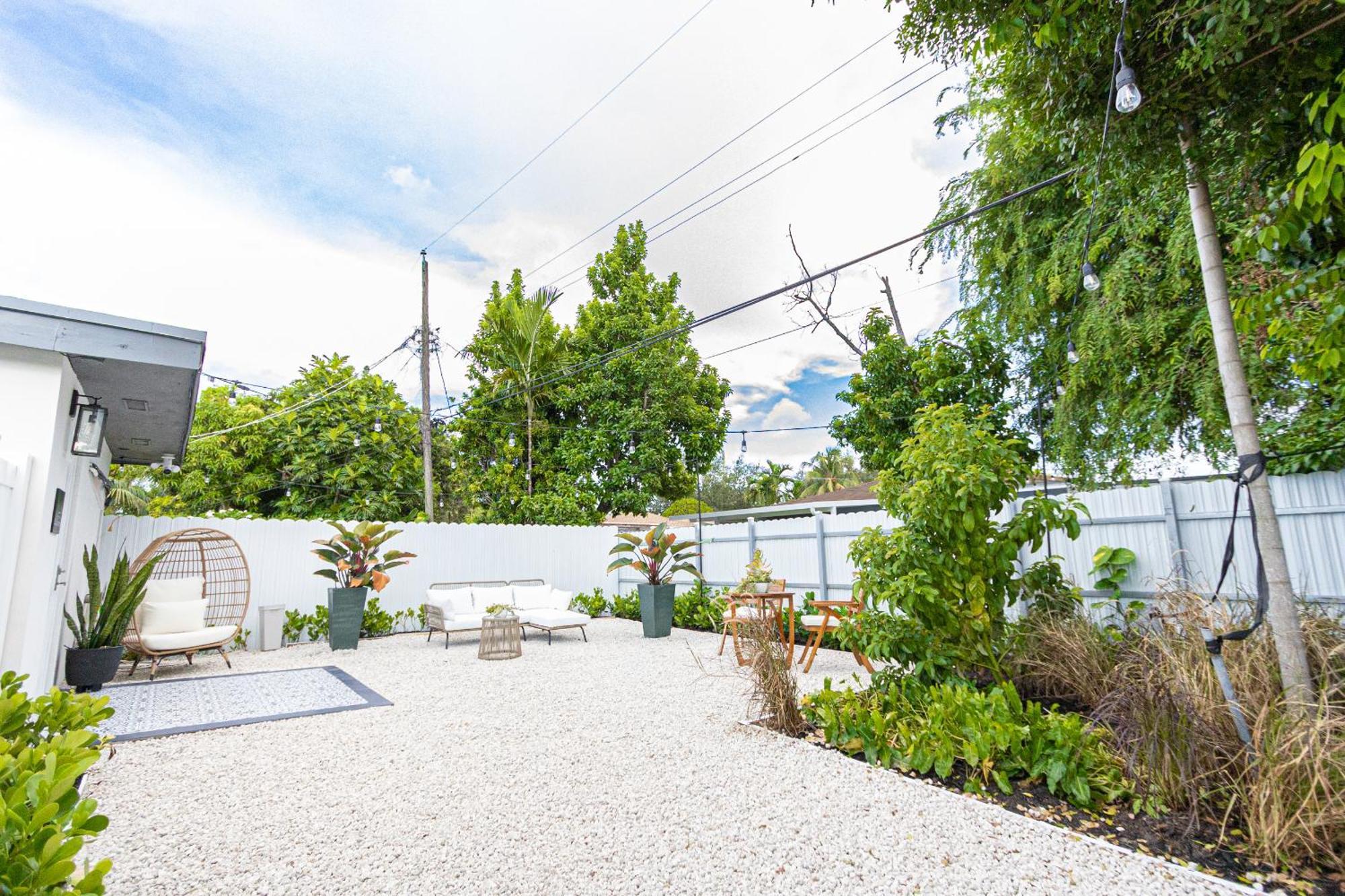 Casa Fortim + Private + Large Patio Miami