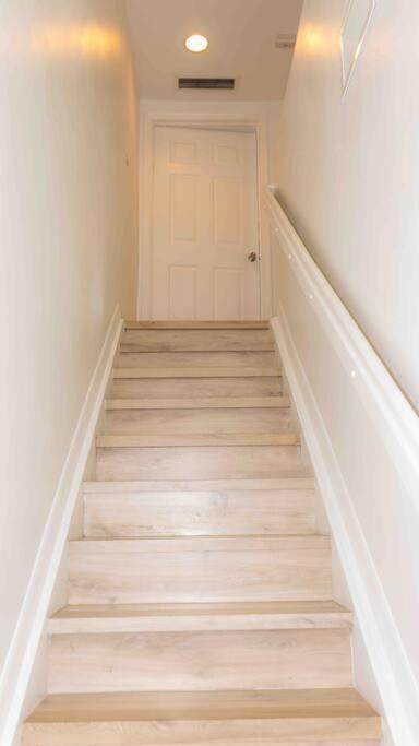 Newly Renovated 5 Min From Airport Miami