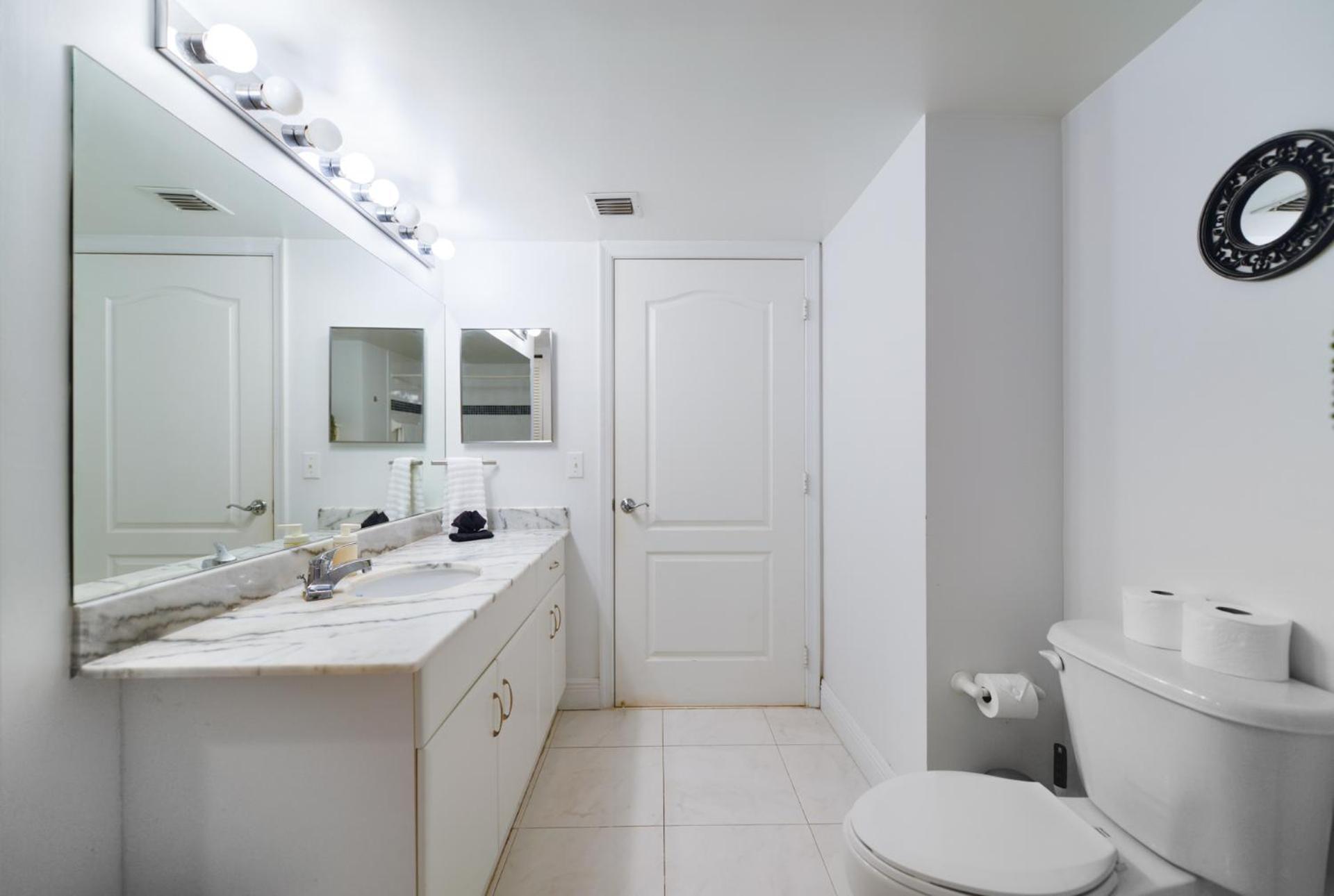 Apartment Spectacular In Heart Of Brickell *