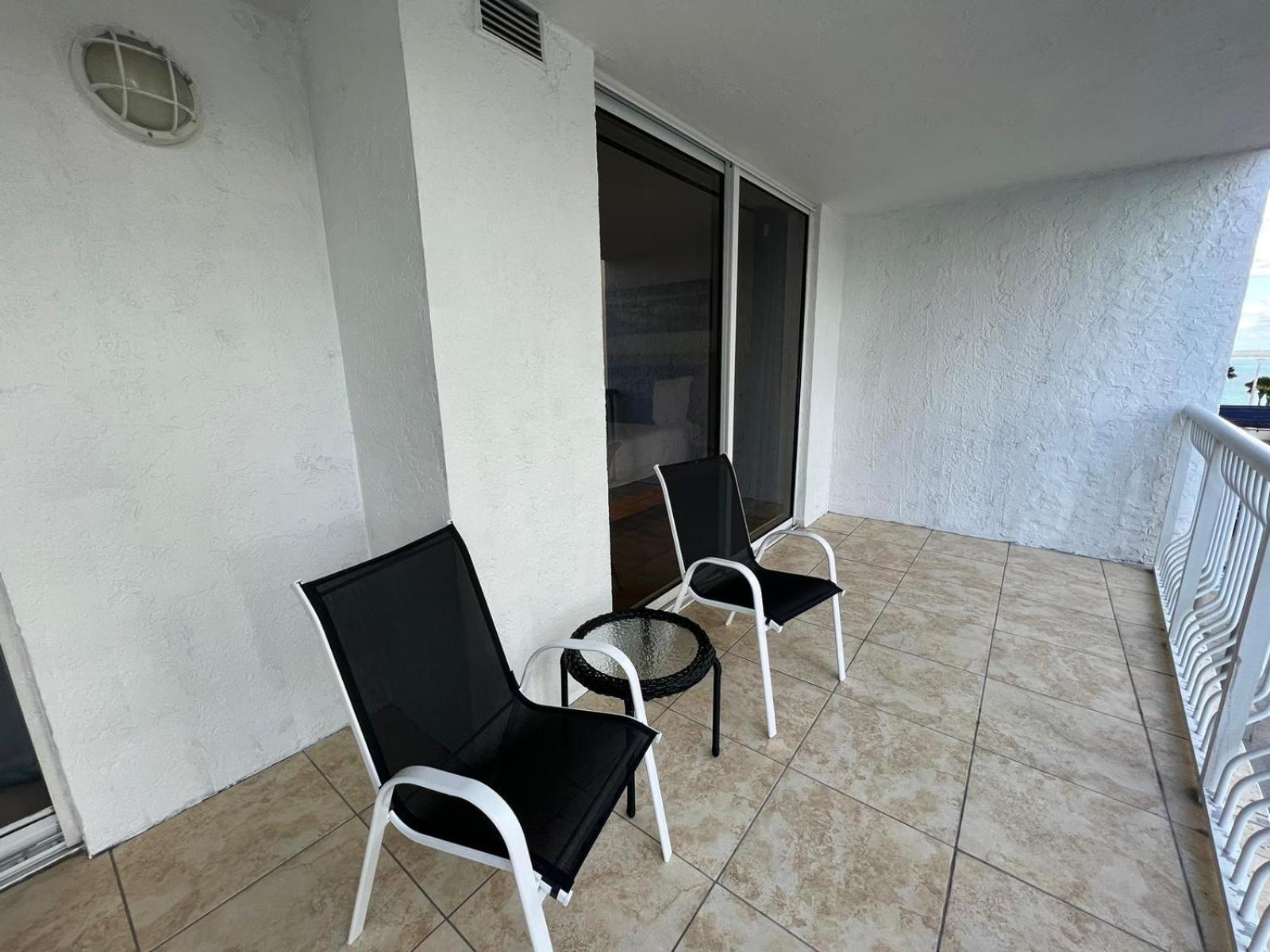 Spectacular In Heart Of Brickell Apartment Miami