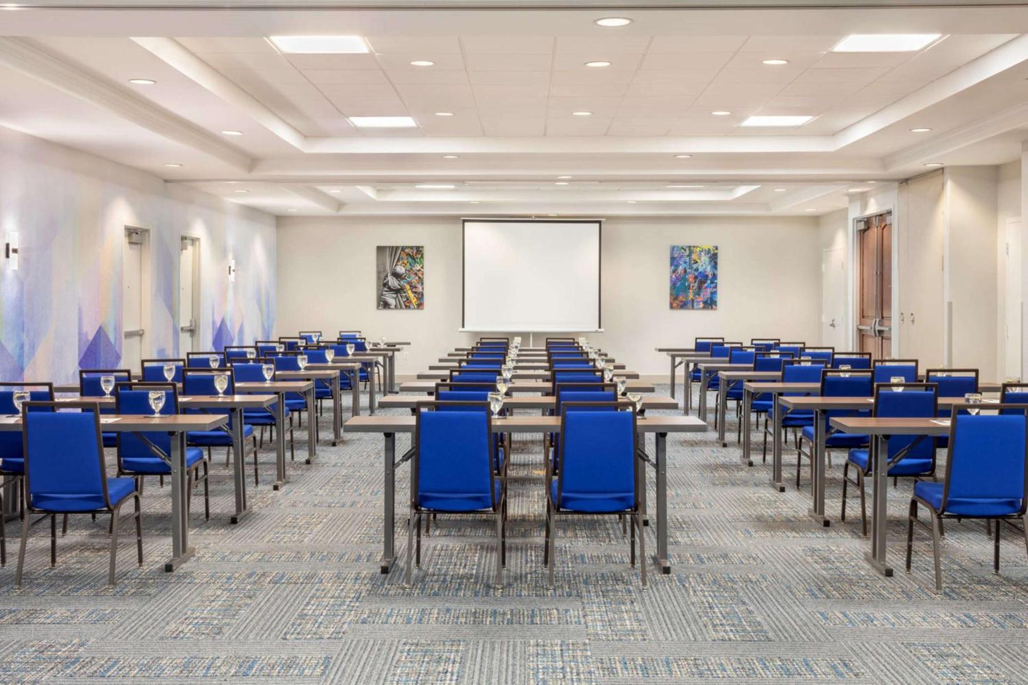 Hilton Garden Miami Airport West Hotel