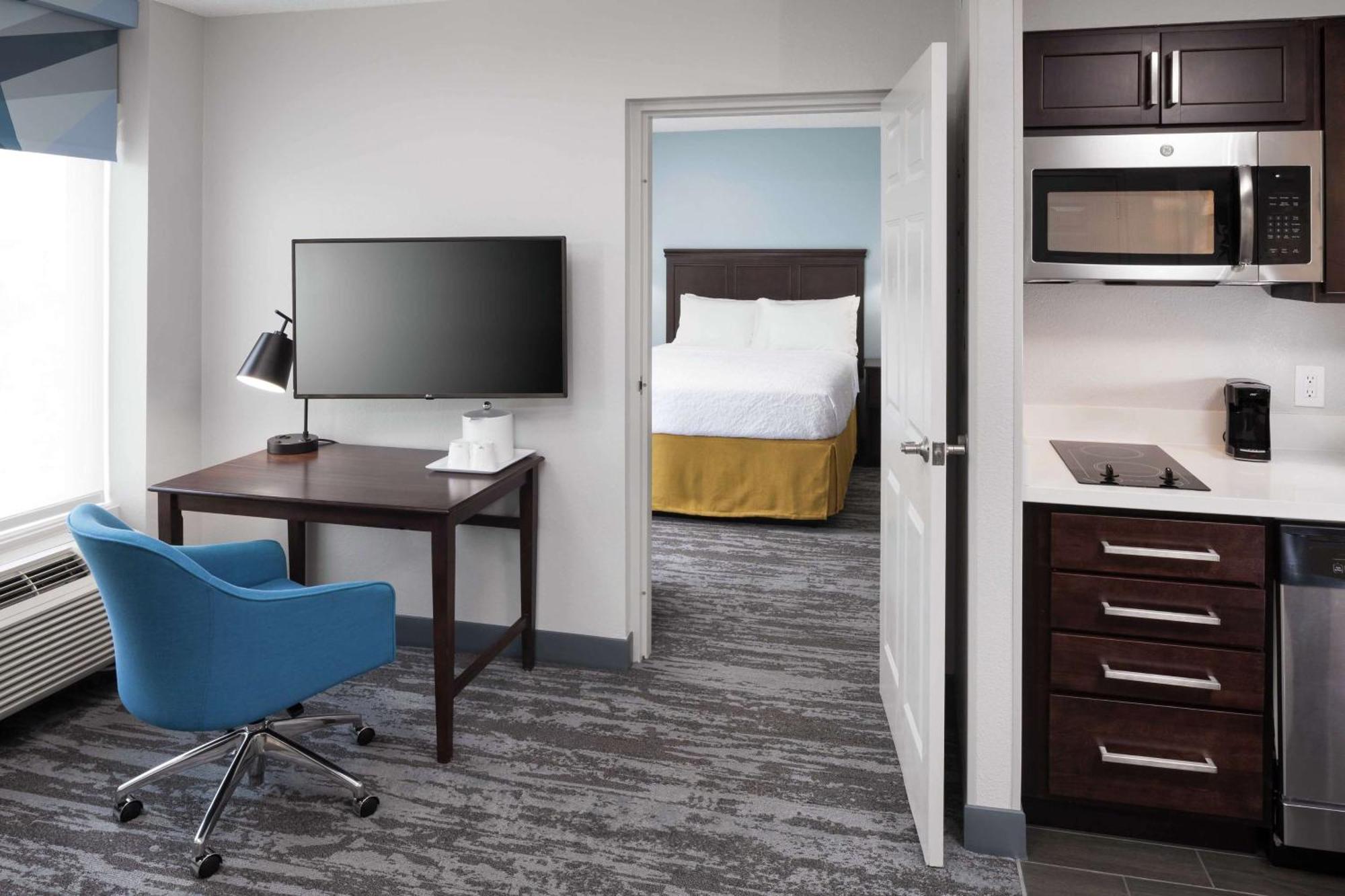 Hampton & Miami-doral Dolphin Mall 3* Miami