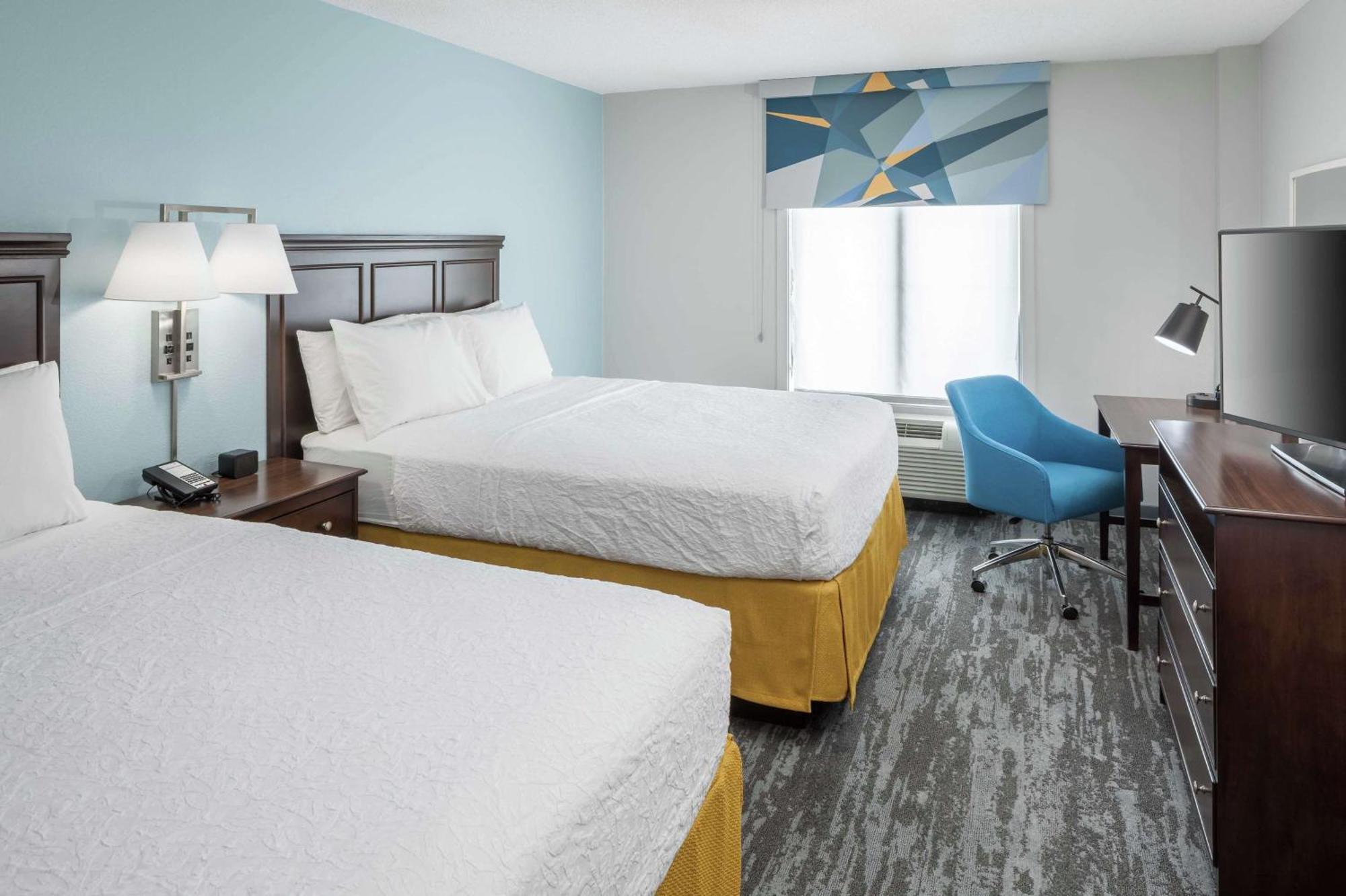 Hotel Hampton & Miami-doral Dolphin Mall 3*