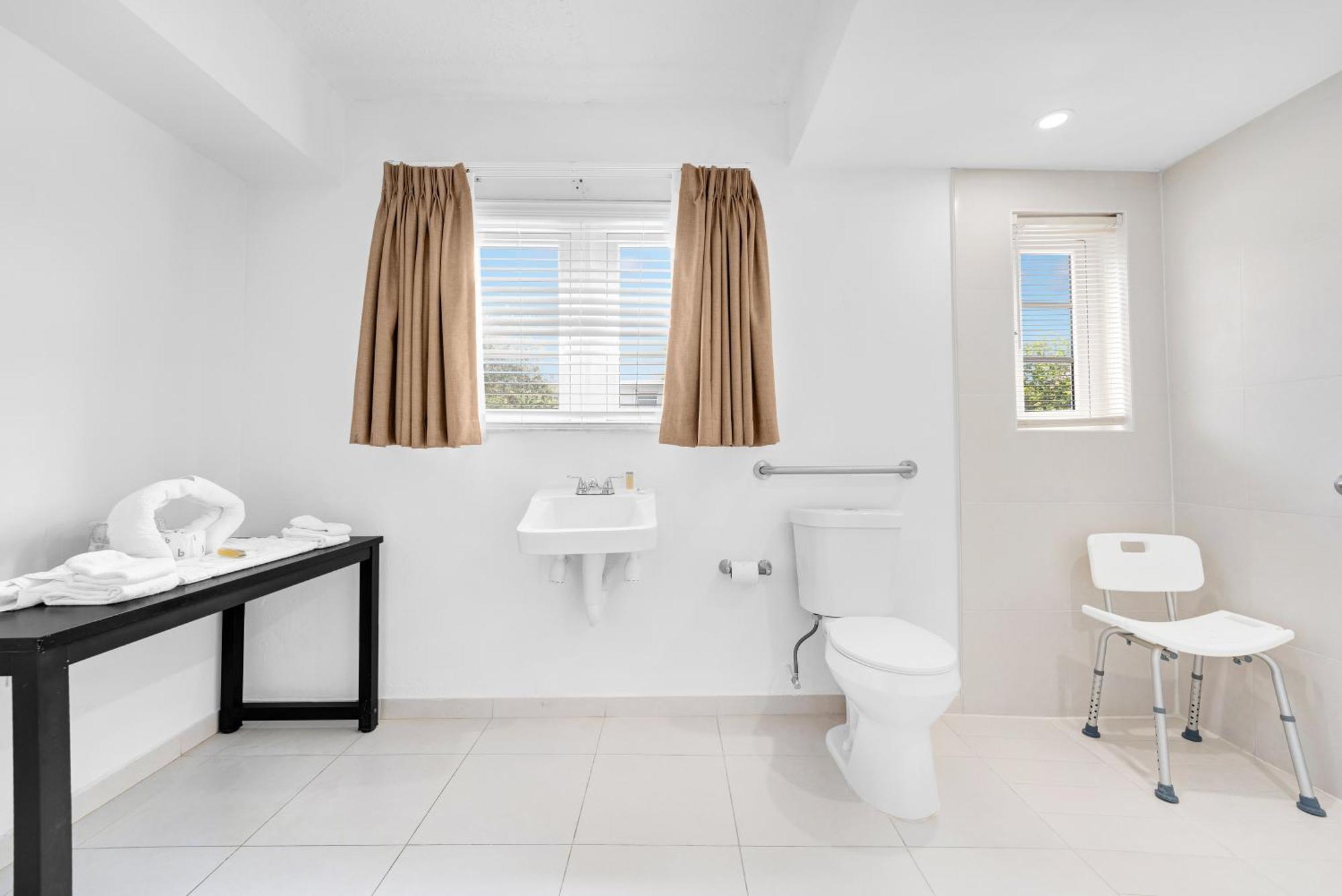 Hotel Travelodge By Wyndham Biscayne Bay