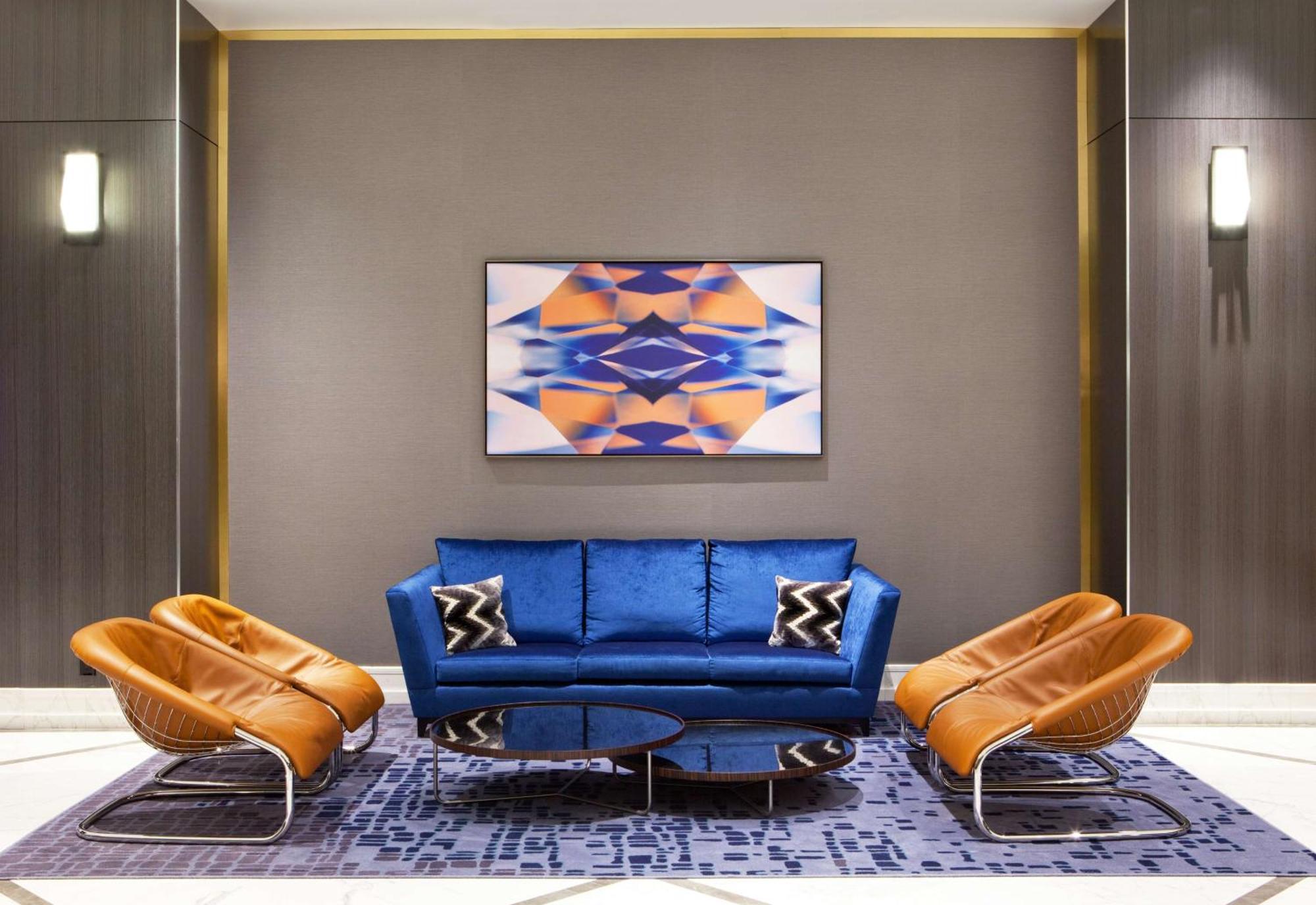 Hilton Downtown Hotel 4*