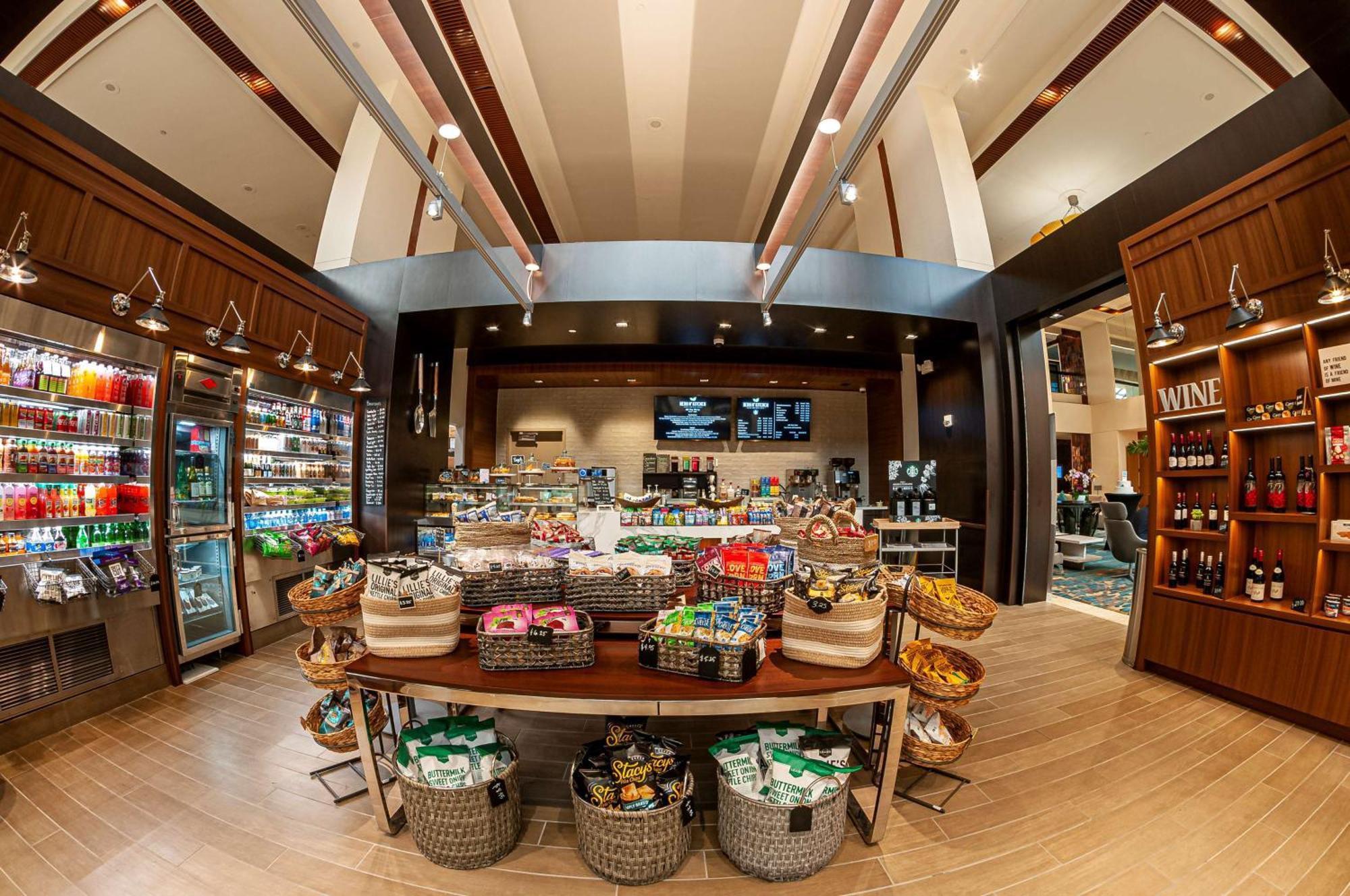 Hilton Airport Blue Lagoon Hotel 4*