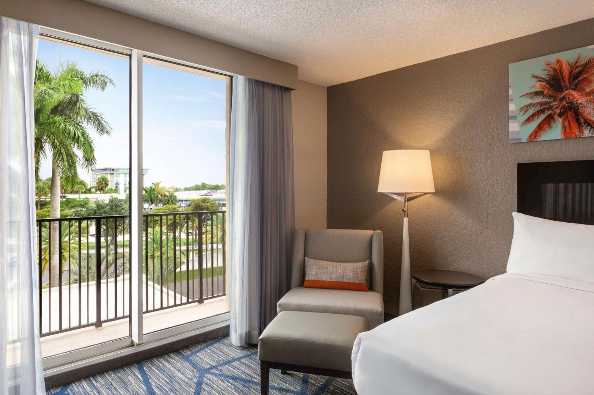Embassy By Hilton International Airport Hotel Miami