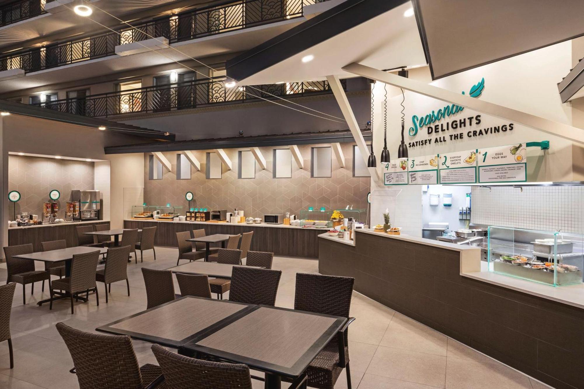 Embassy By Hilton International Airport Hotel Miami