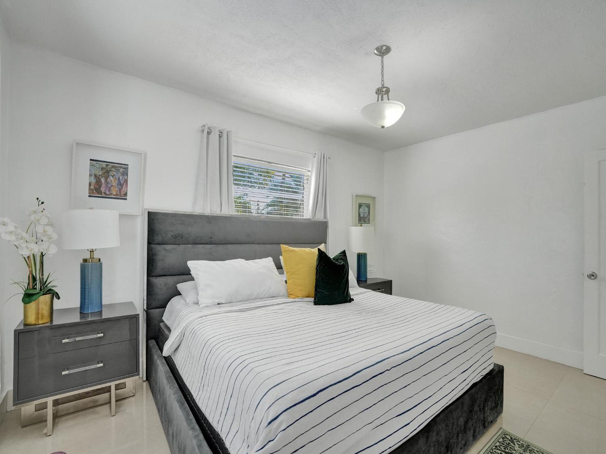 Sinai 4 Bedroom Pool In 10 Mins To South Beach! * Miami