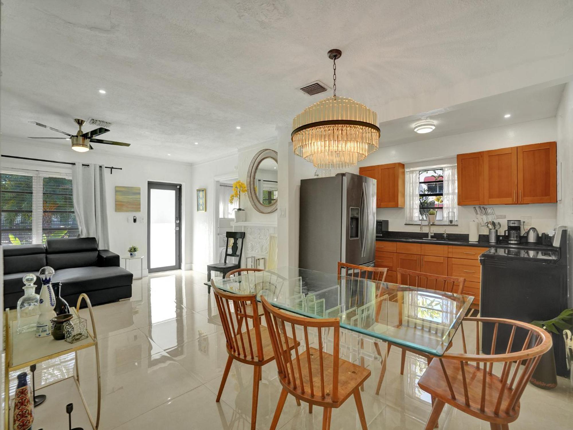 Villa Sinai 4 Bedroom Pool In 10 Mins To South Beach!