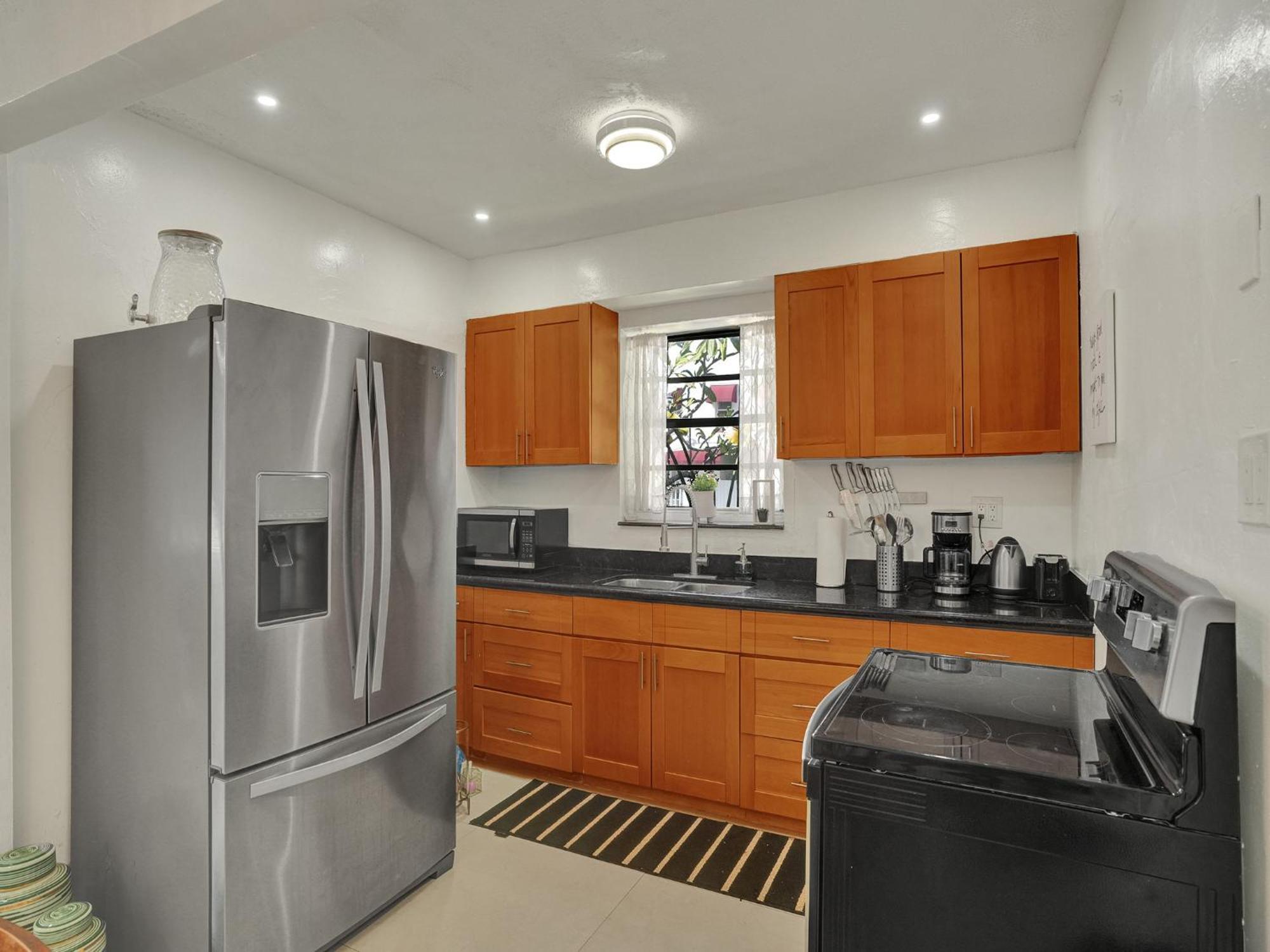 Villa Sinai 4 Bedroom Pool In 10 Mins To South Beach!