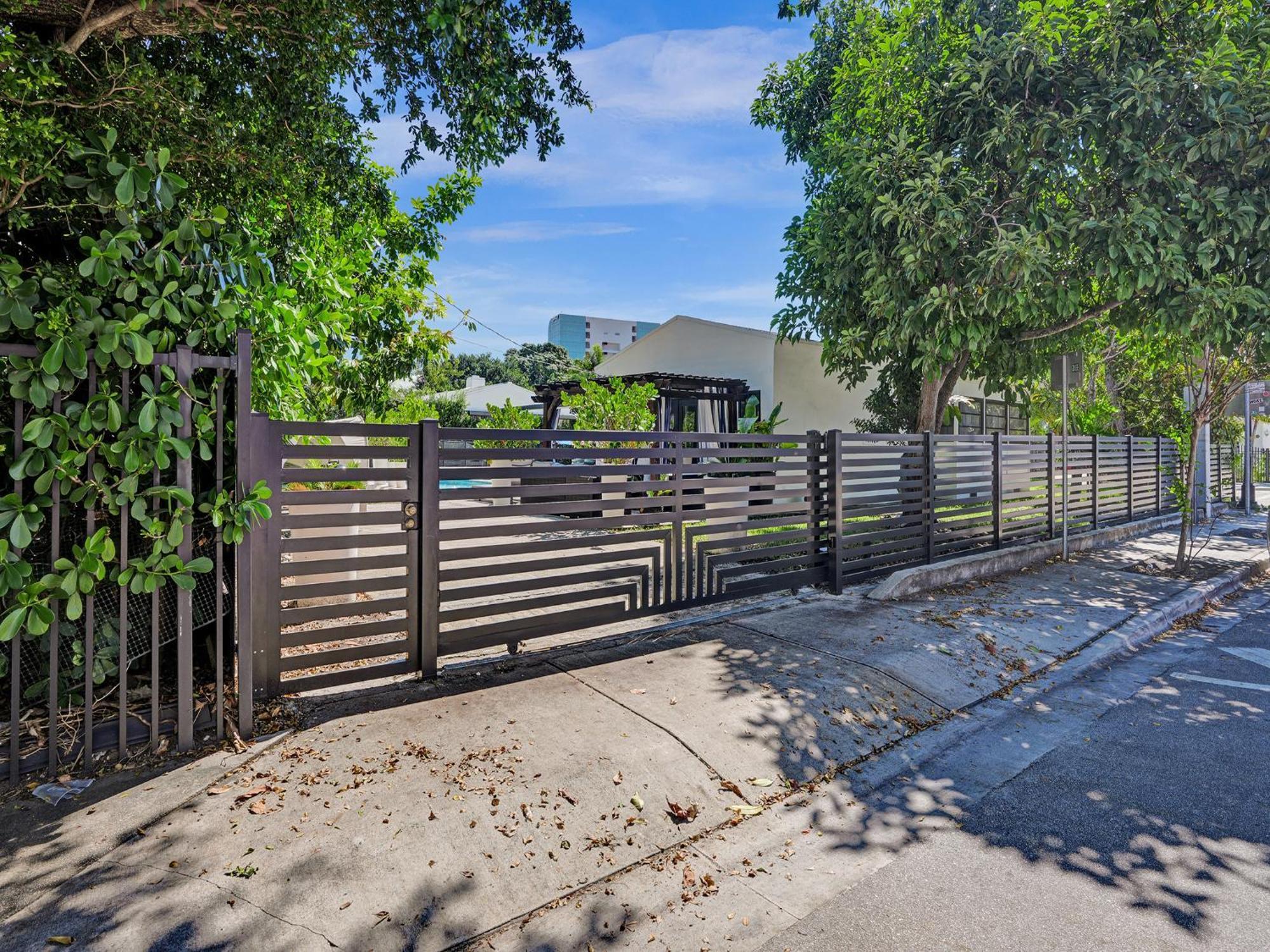 Sinai 4 Bedroom Pool In 10 Mins To South Beach! Villa Miami