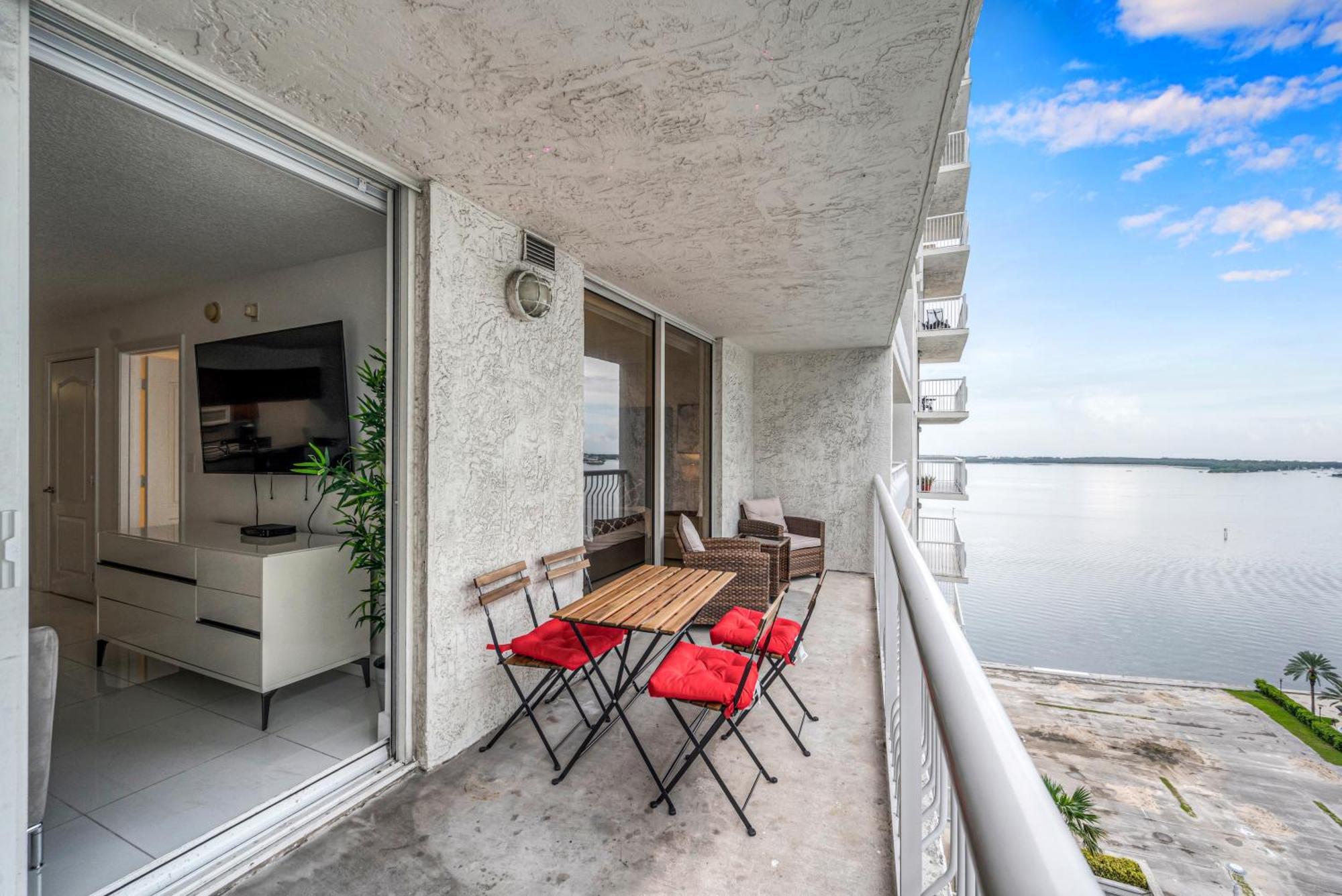 Apartment Luxury 1 Bedroom • Brickell • Unique Views Miami