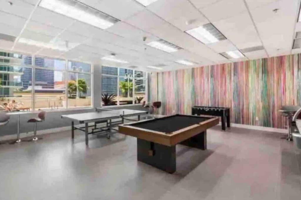 Appartement Spacious 36th Flr 1 Bd 1 Bt • Brickell • Bay View
