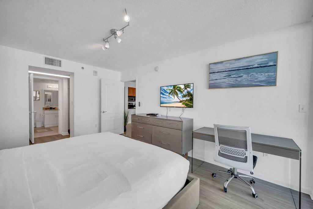 Spacious 36th Flr 1 Bd 1 Bt • Brickell • Bay View Appartement