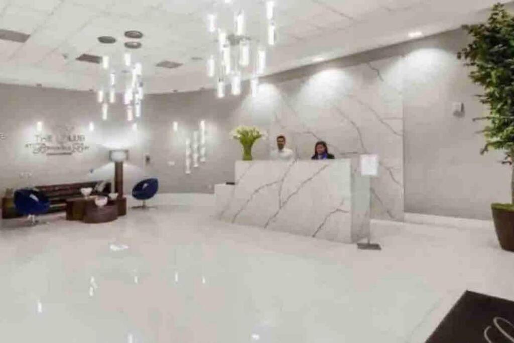 Spacious 36th Flr 1 Bd 1 Bt • Brickell • Bay View Appartement